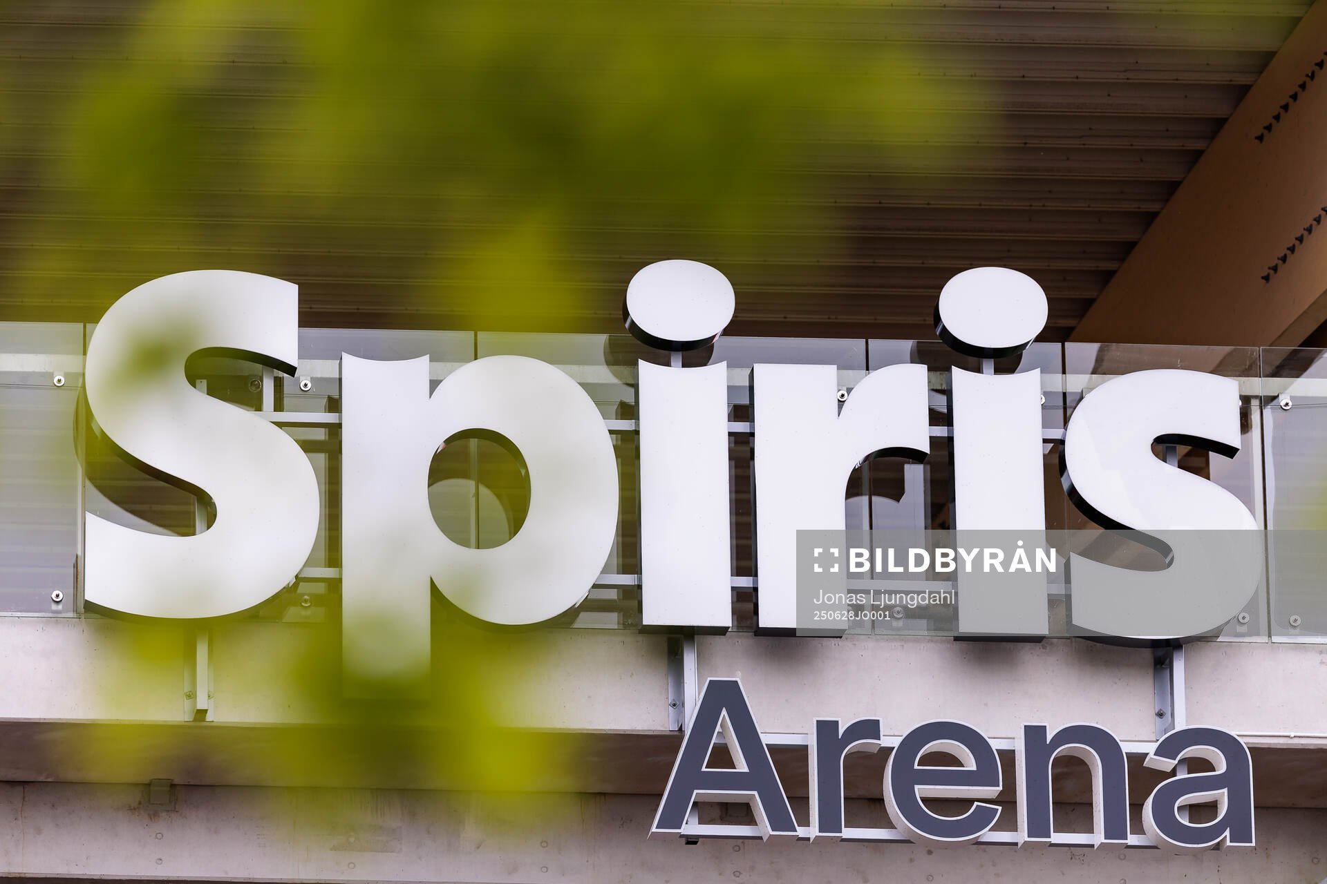 Exteriör vy av Spiris arena