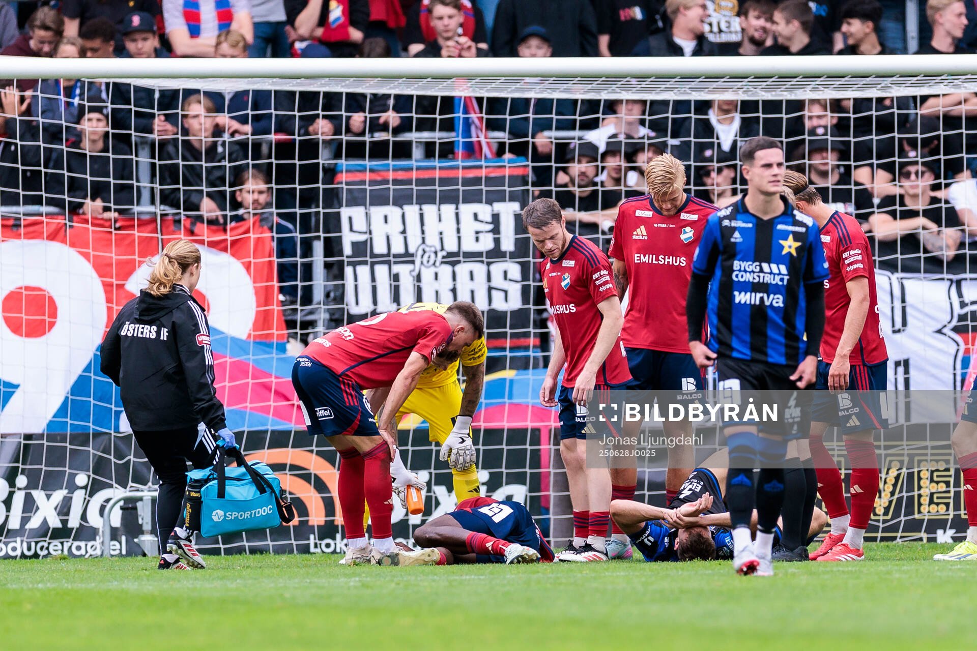 Östers Kingsley Gyamfi och Sirius Tobias Anker har ont och
