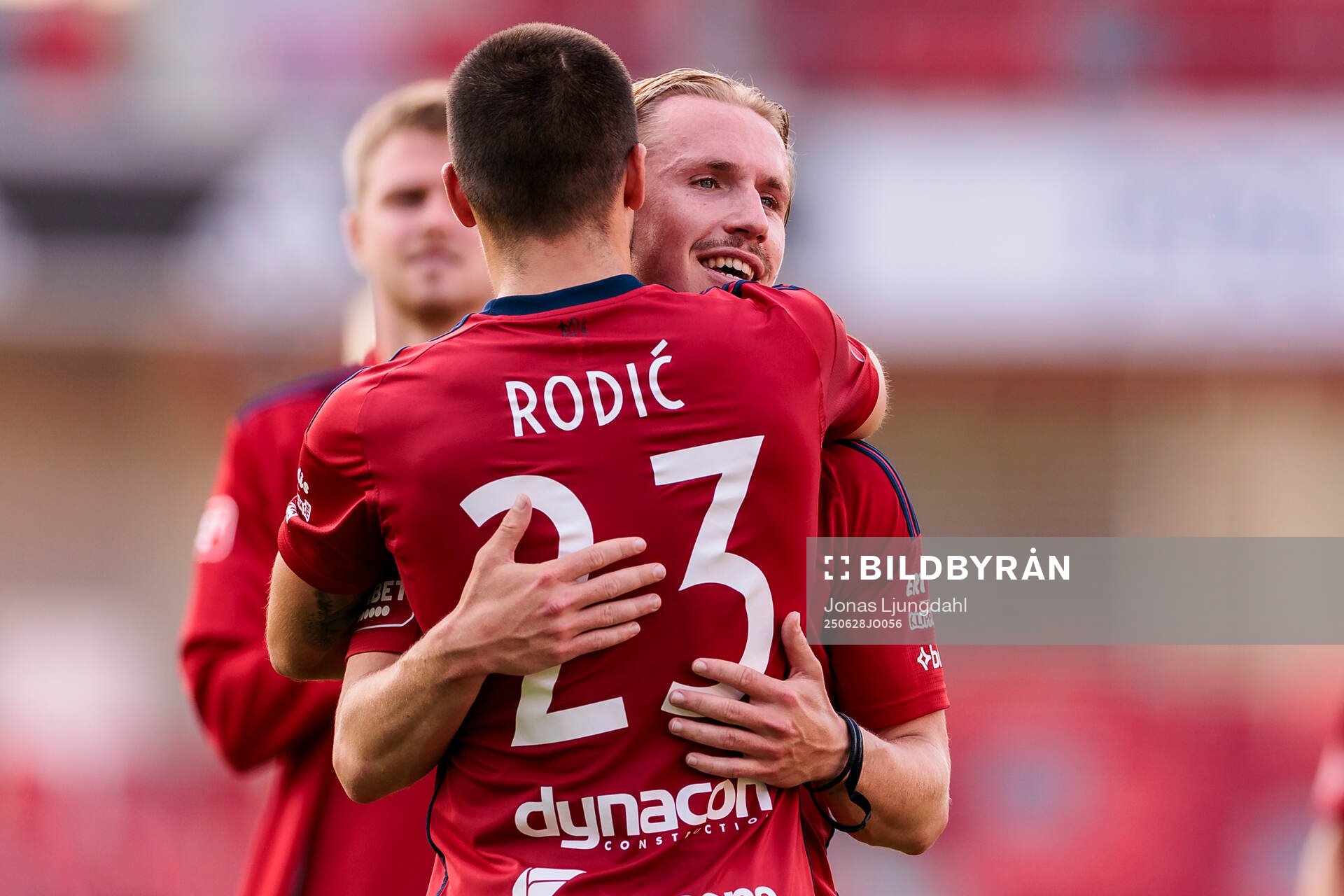 Östers Vladimir Rodic och David Seger jublar
