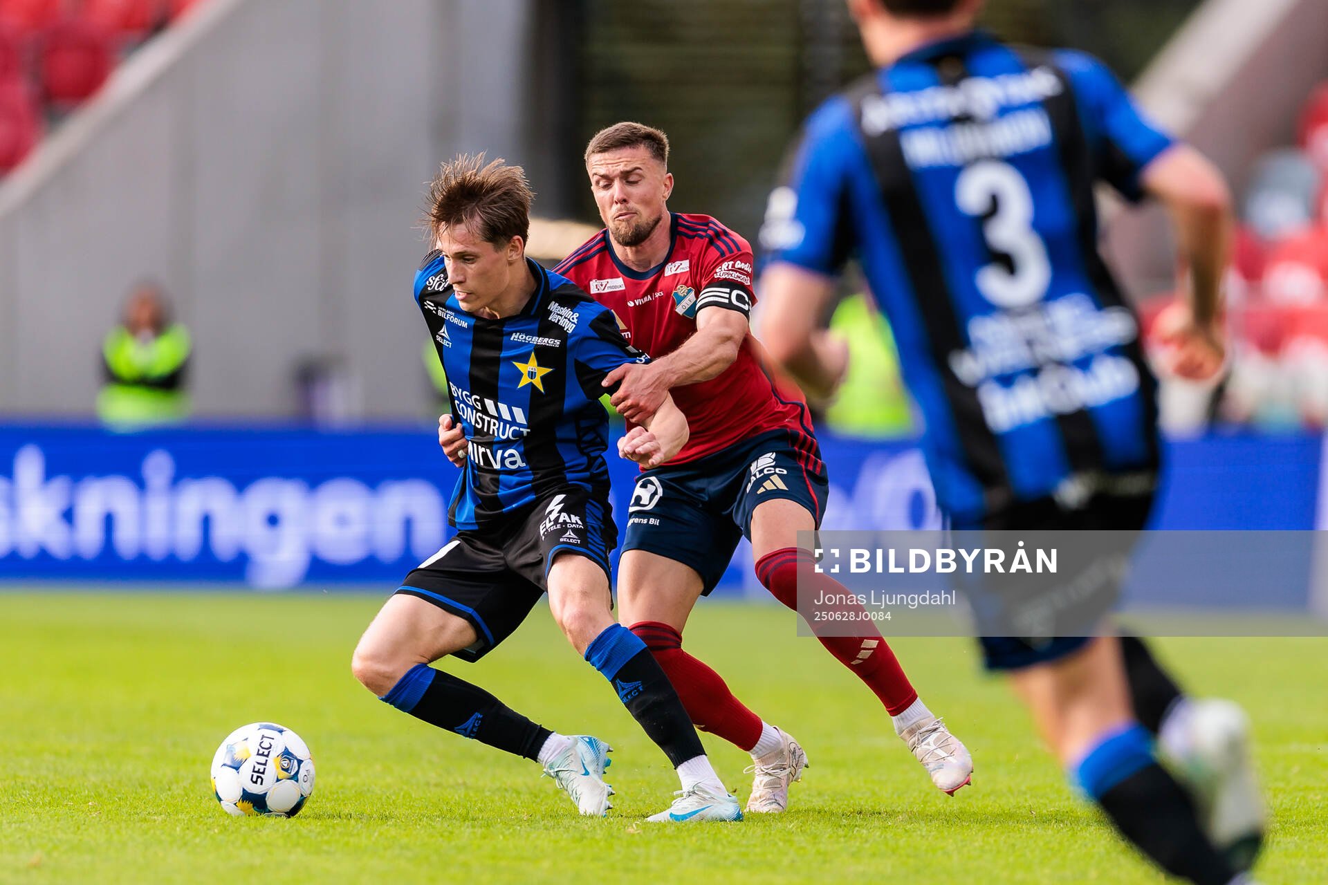 Sirius Marcus Lindberg och Östers Ivan Kricak
