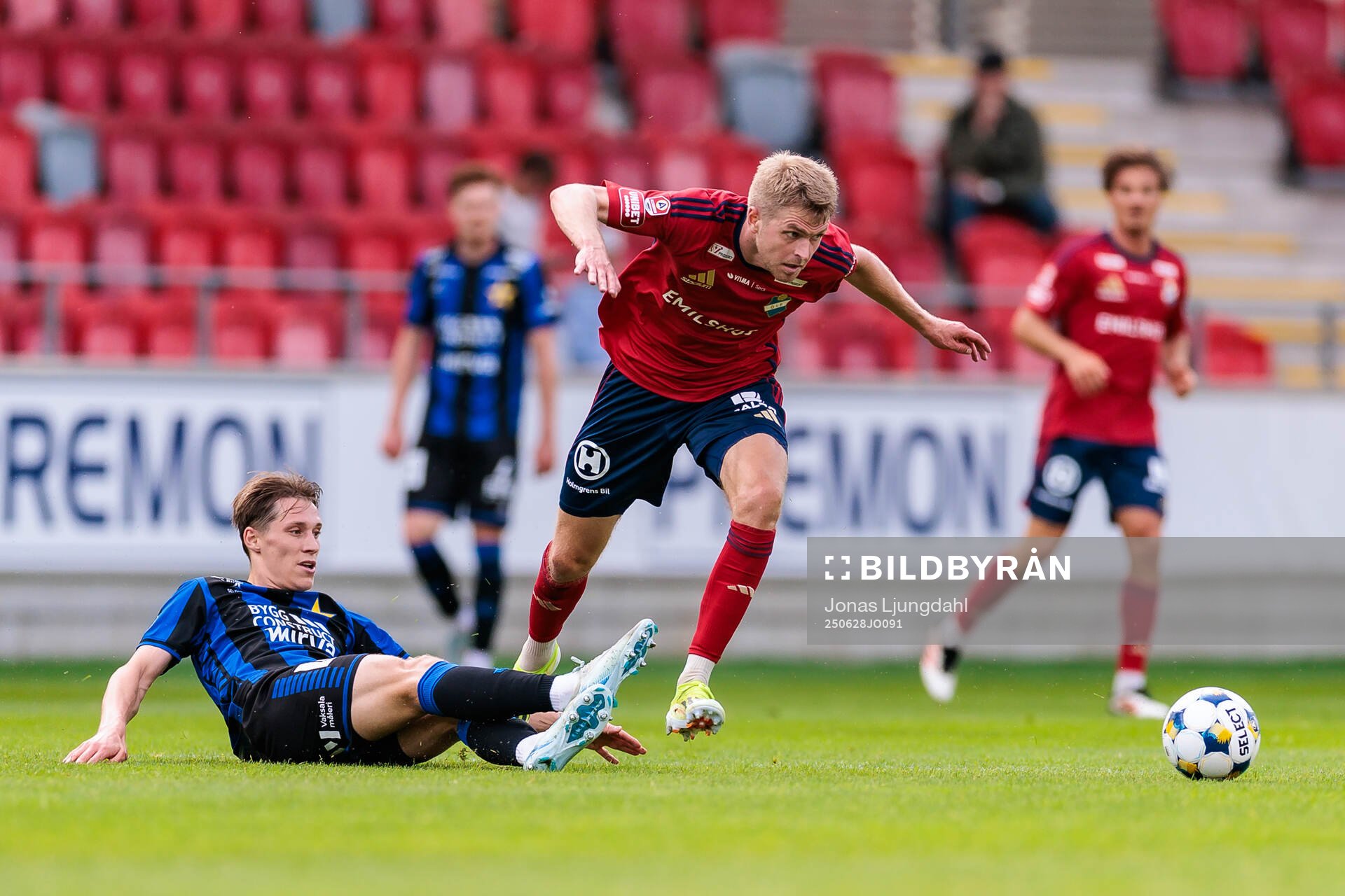 Sirius Marcus Lindberg och Östers Magnus Christensen