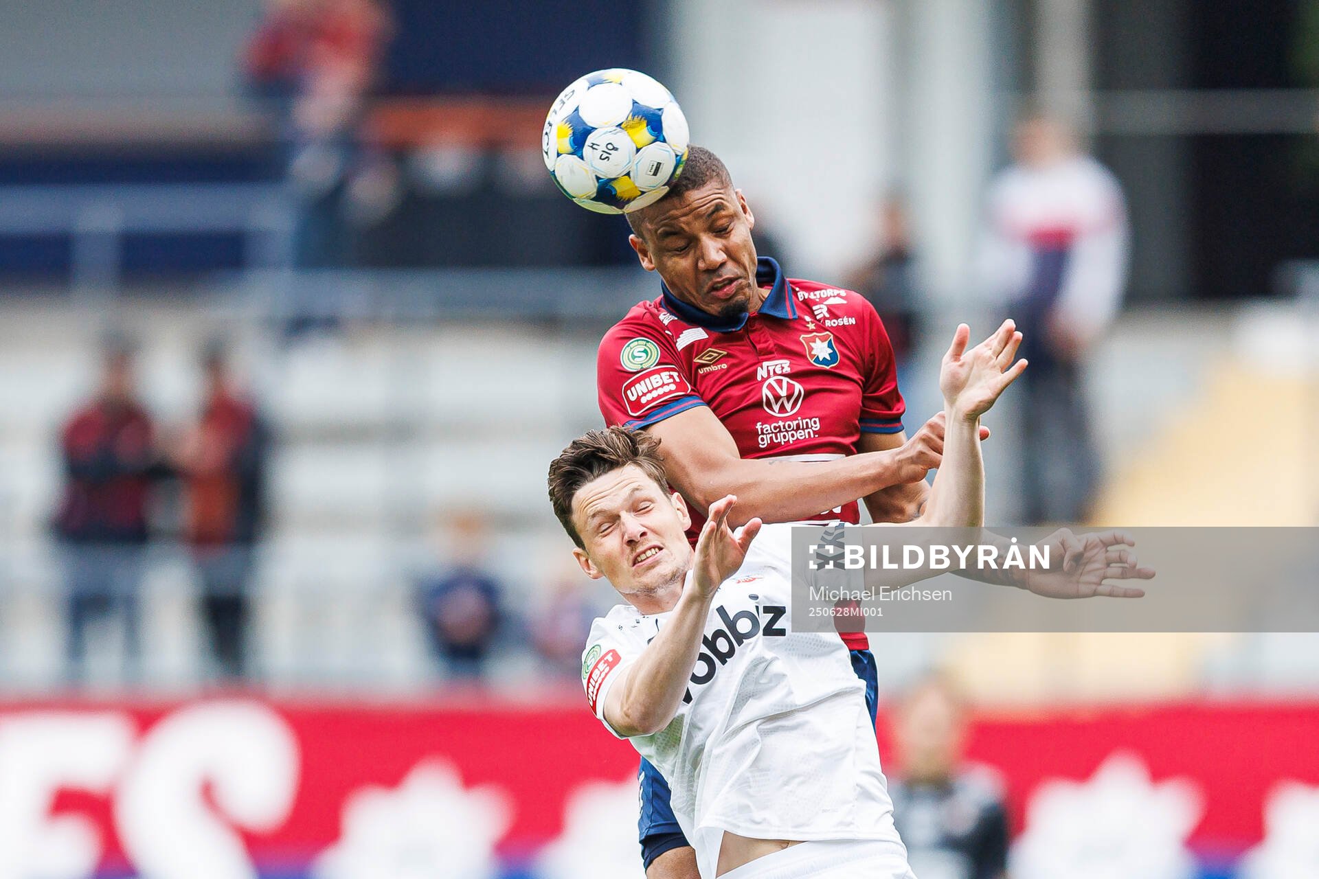 Örgrytes Mikael Dyrestam och Helsingborgs Max Svensson