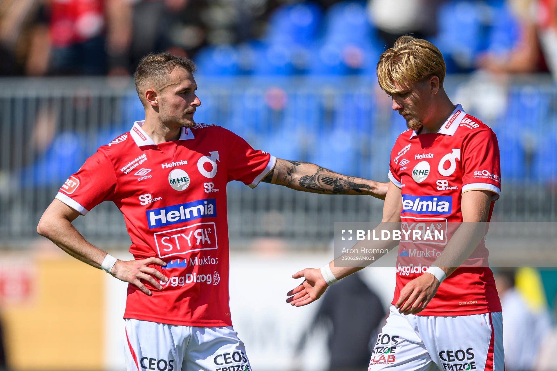 Degerfors Christos Gravius och Elias Pihlström deppar