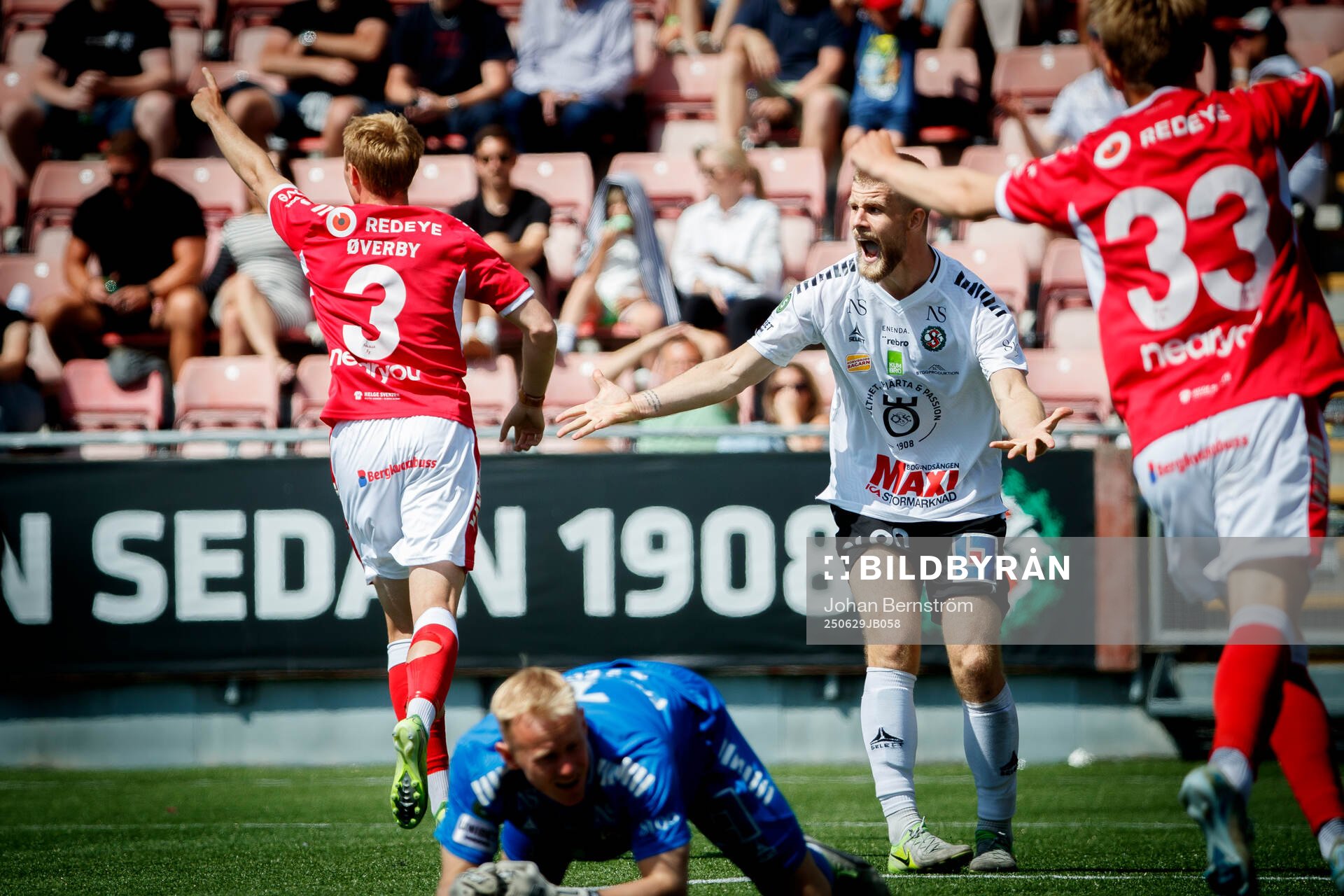 Kalmars Sivert Engh Øverby gör 1-2 och jublar och