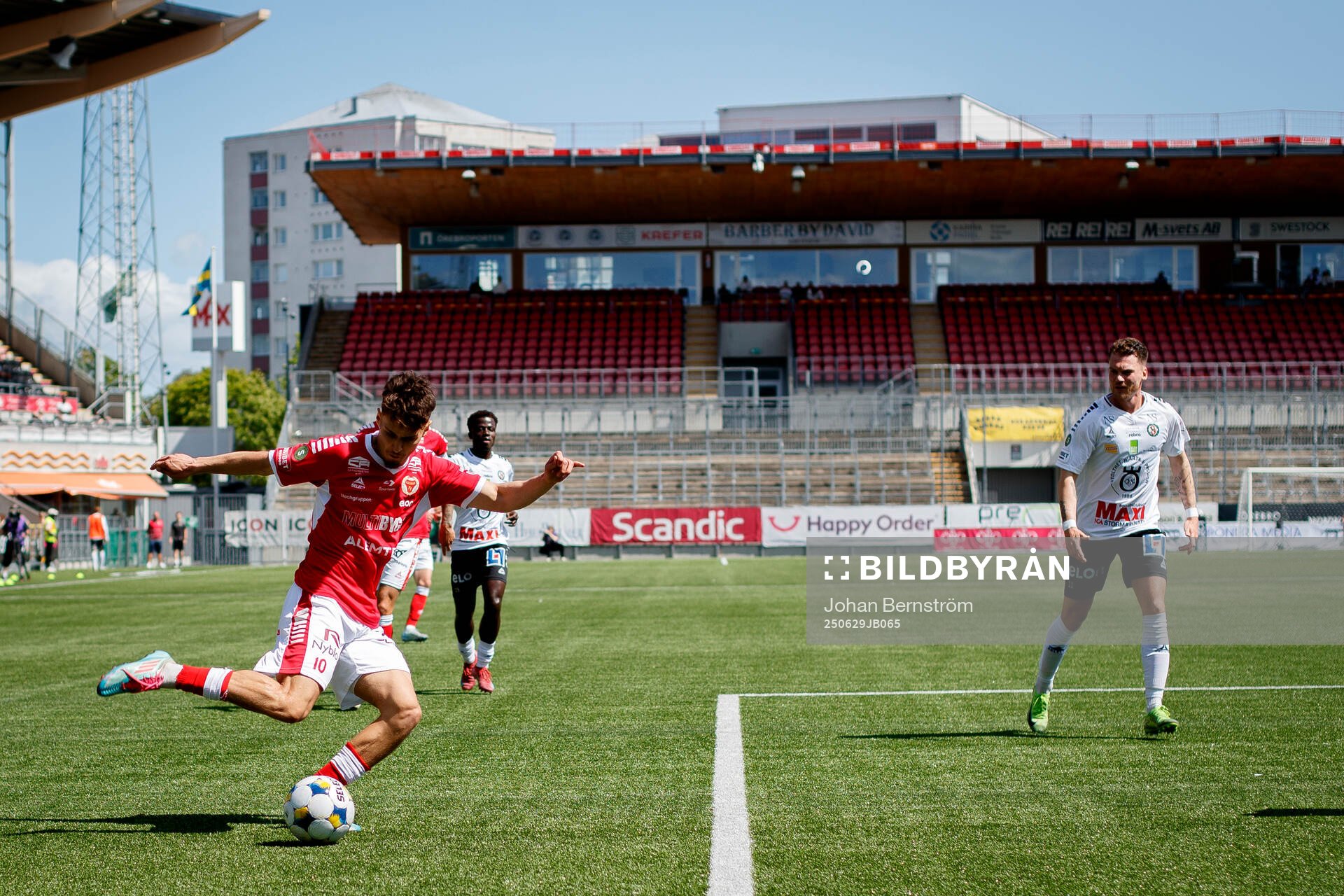 Kalmars Camil Jebara och Örebros Samuel Kroon