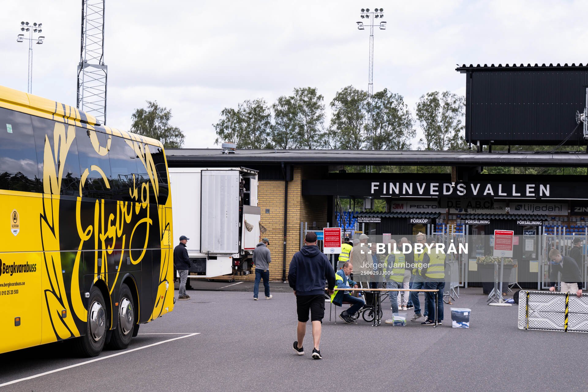 Elfsborgs spelarbuss parkerad utanför finnvedsvallen