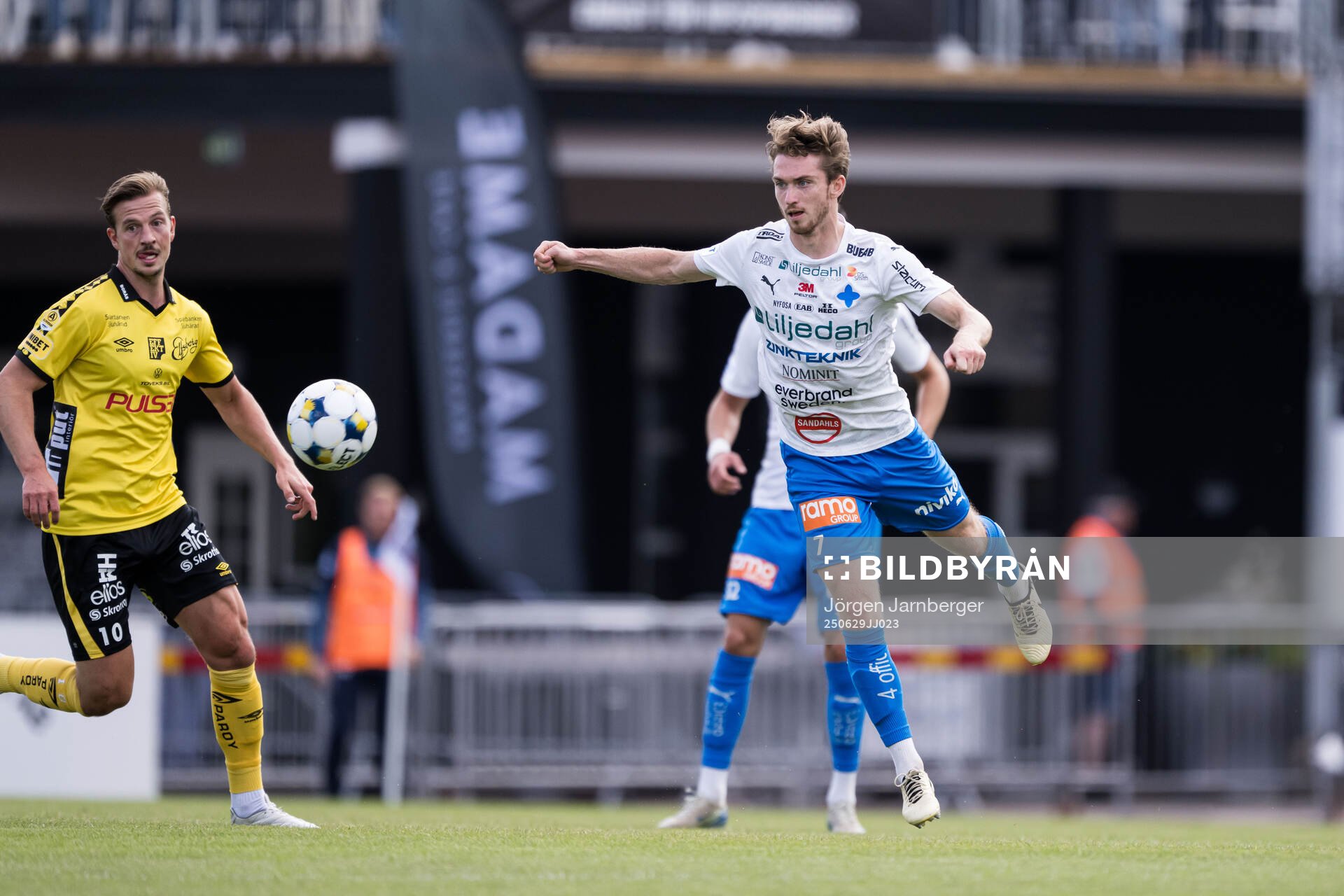 Elfsborgs Simon Olsson och Värnamos Carl Johansson