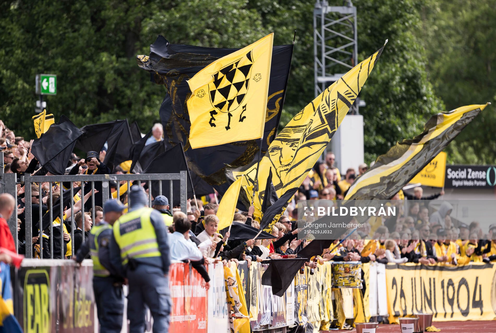 Elfsborgs supportrar på läktaren