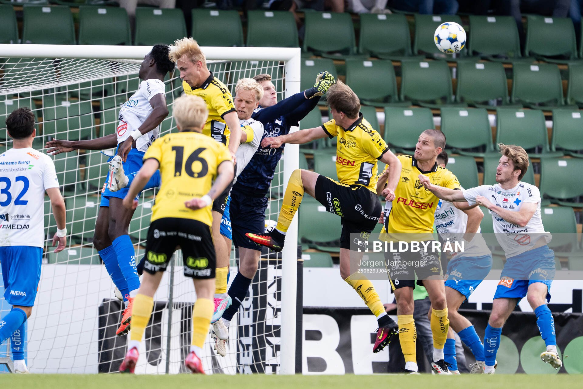 Värnamos målvakt Hugo Keto
