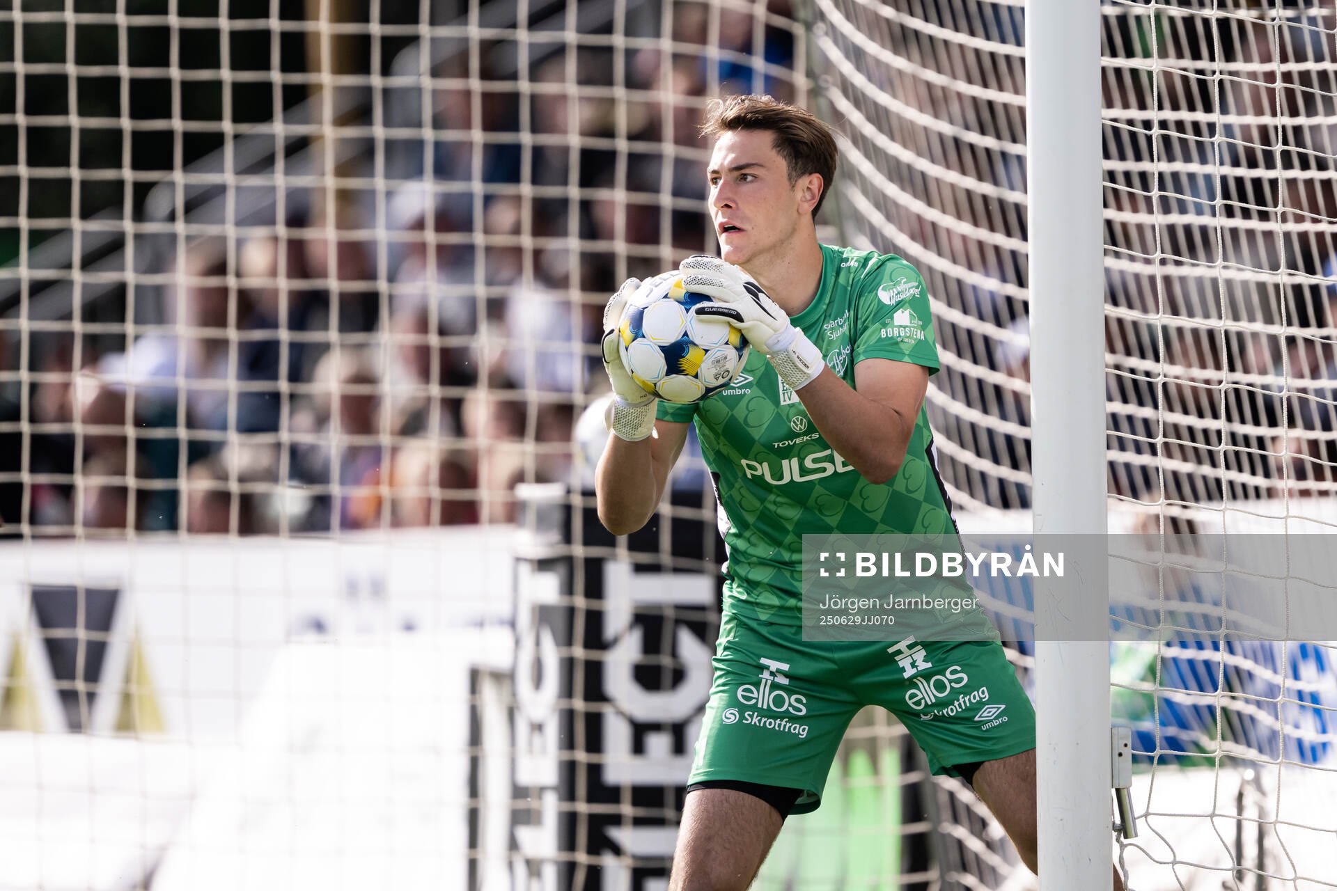 Elfsborgs målvakt Simon Eriksson