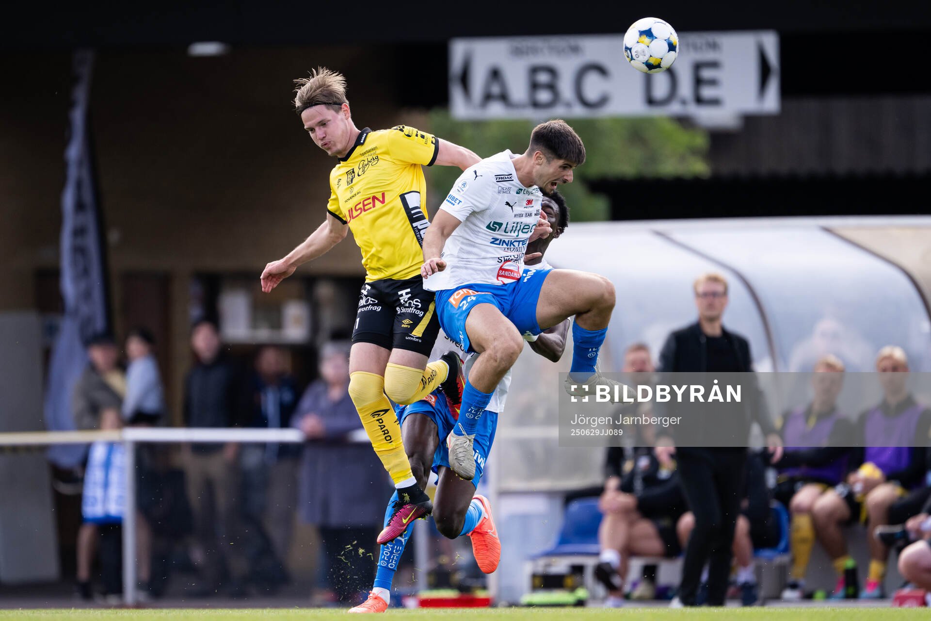 Elfsborgs Taylor Silverholt och Värnamos Emin Grozdanic