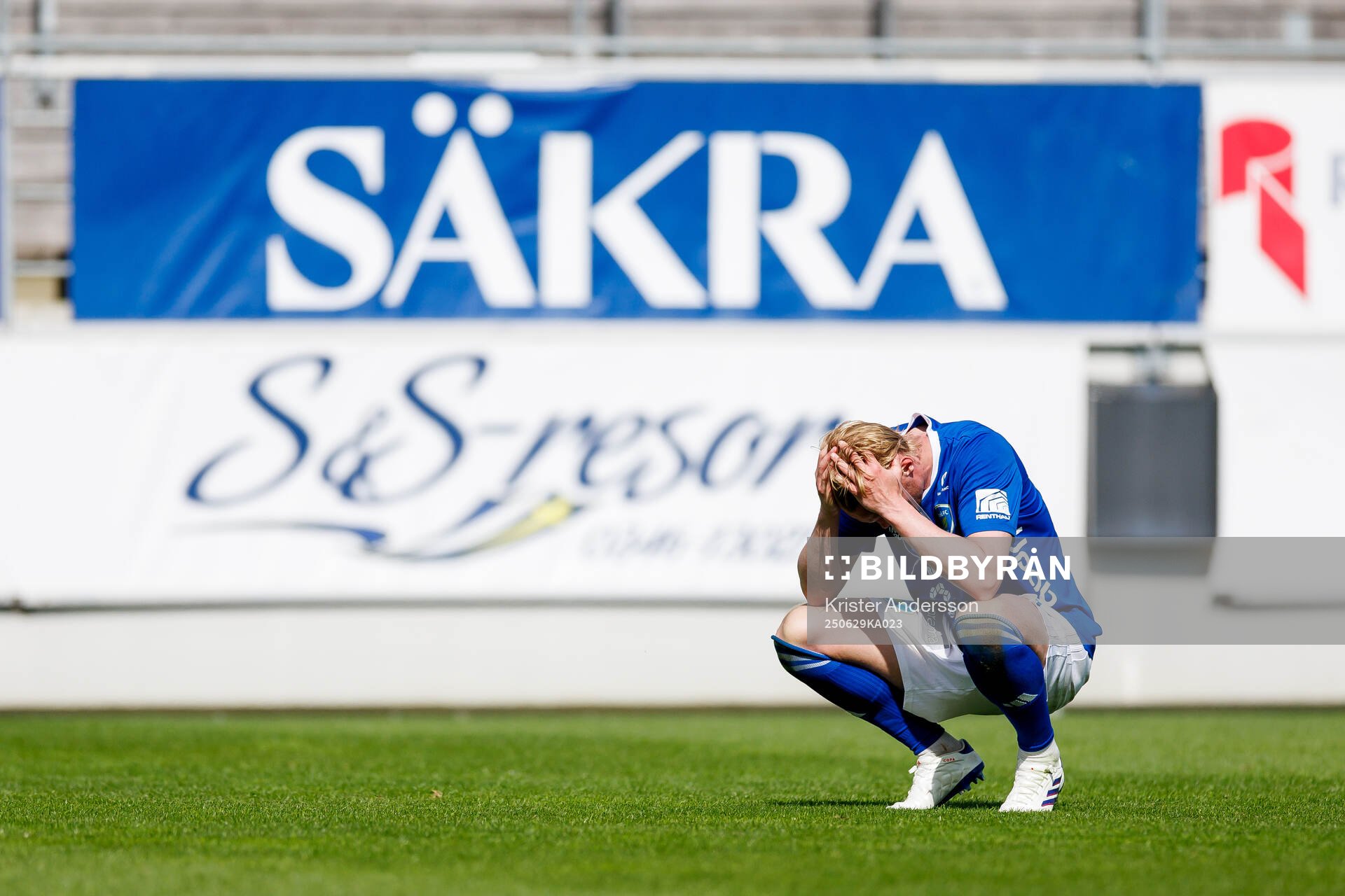 Umeå FCs Ludvig Öhman Silwerfeldt deppar