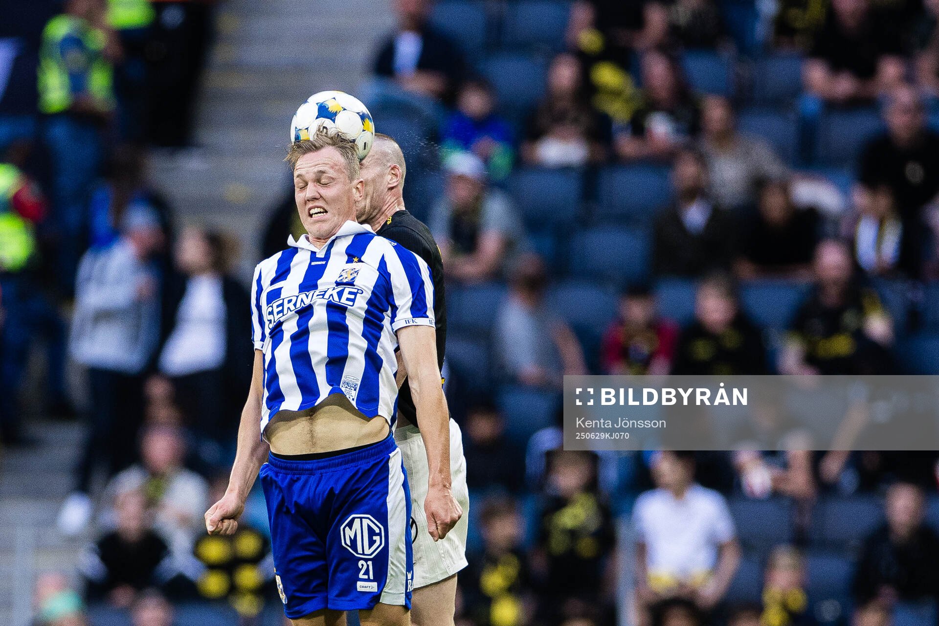 IFK Göteborgs Adam Carlén och AIKs Thomas Poppler