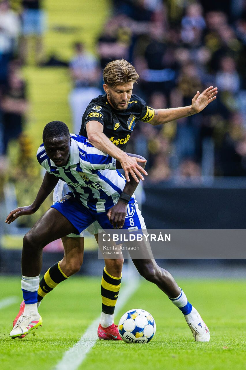 FK Göteborgs Imam Jagne och AIKs Anton Saletros