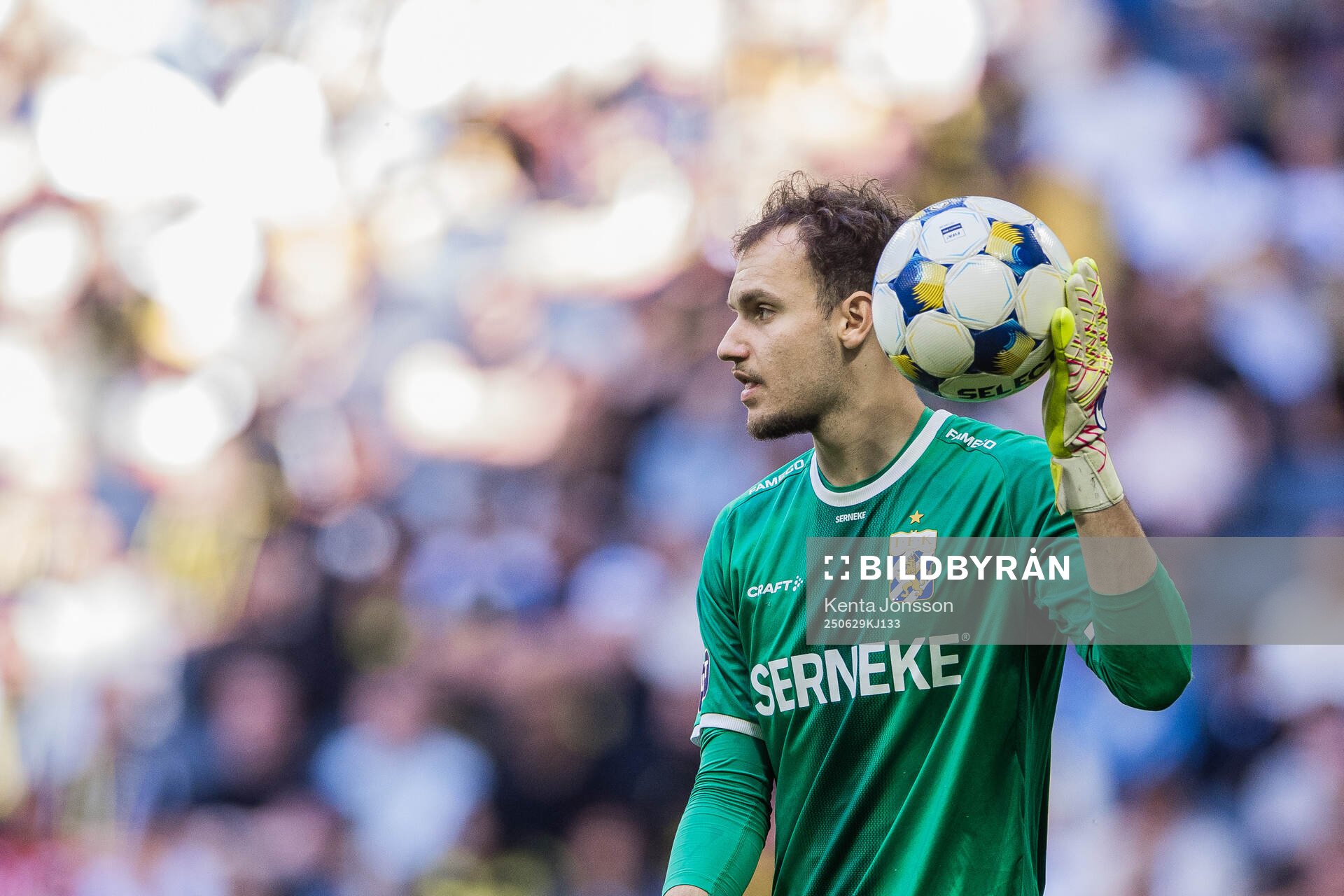 IFK Göteborgs målvakt Elis Bishesari