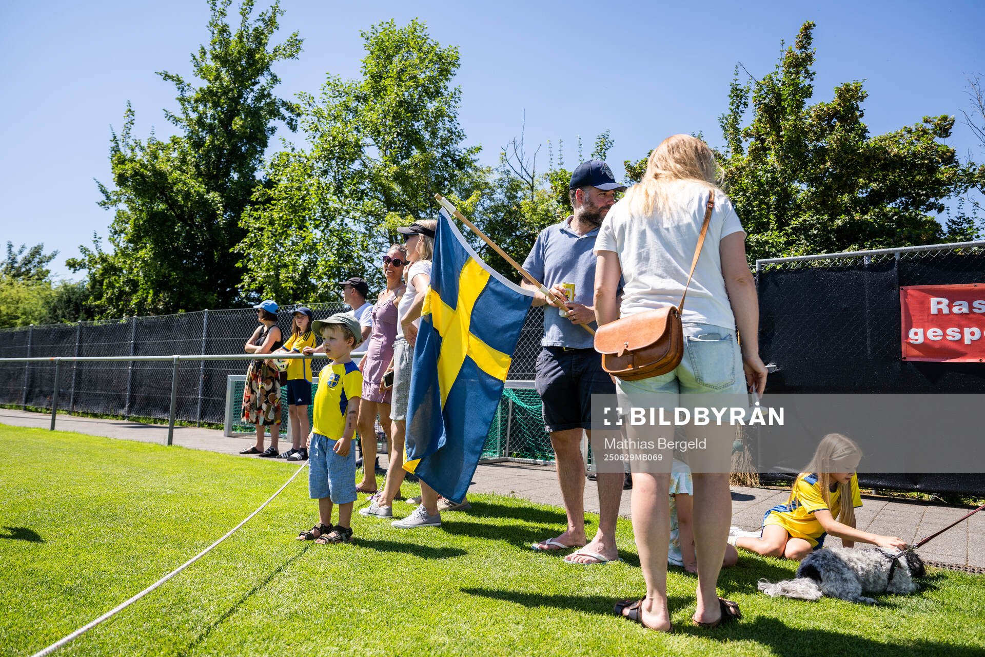 Spectators at a training session with the Swedish women's