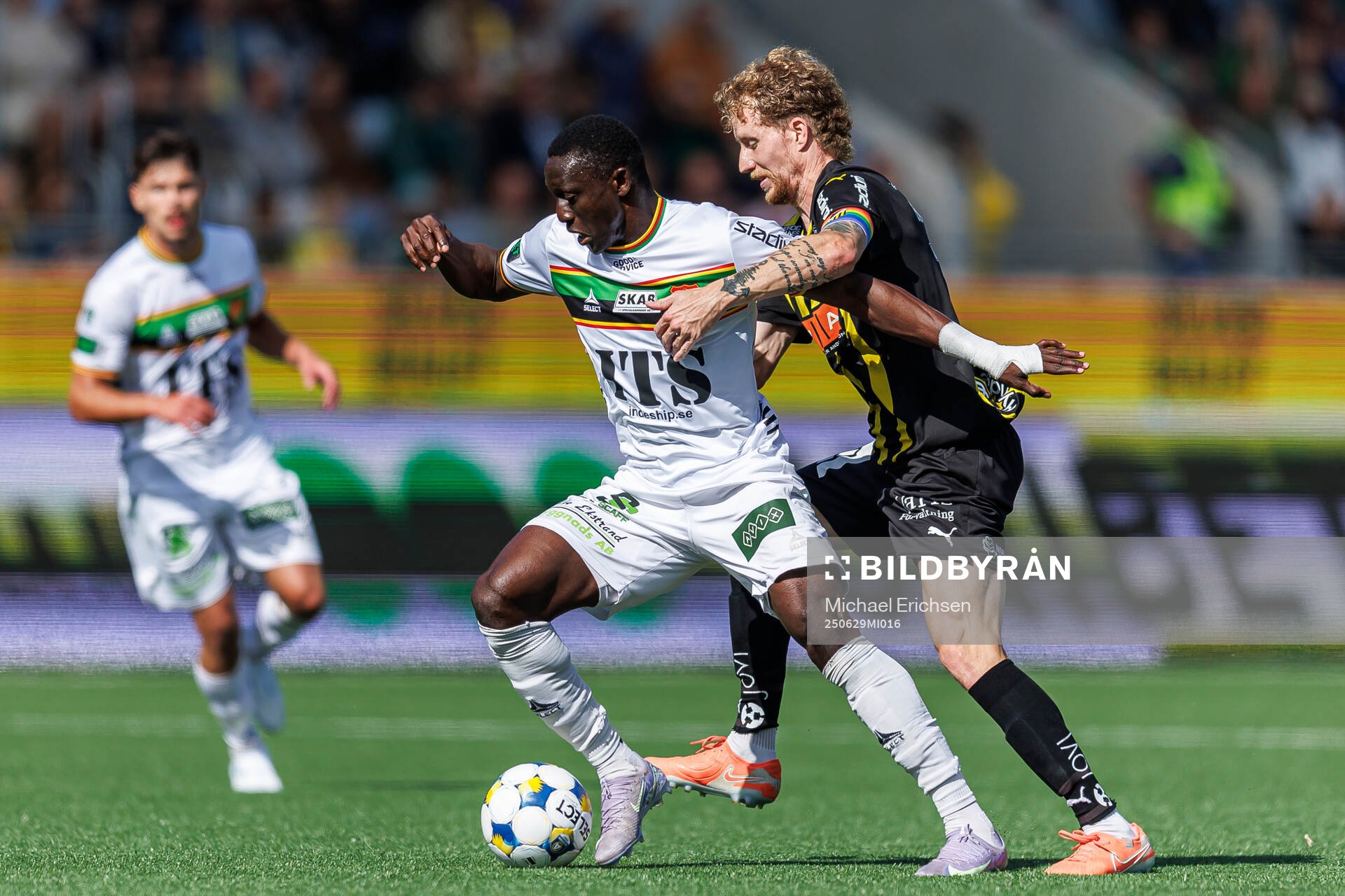GAIS Ibrahim Diabate och Häckens Simon Gustafson