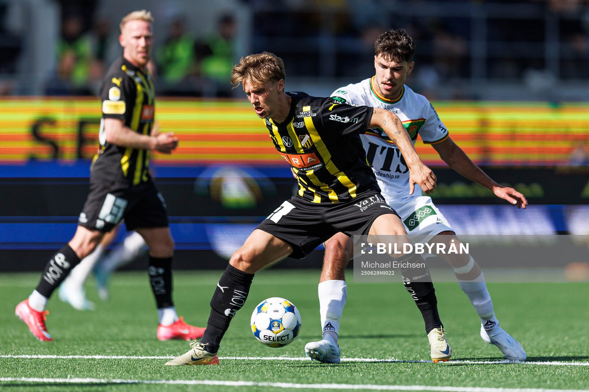 Häckens Samuel Leach Holm och GAIS William Milovanovic