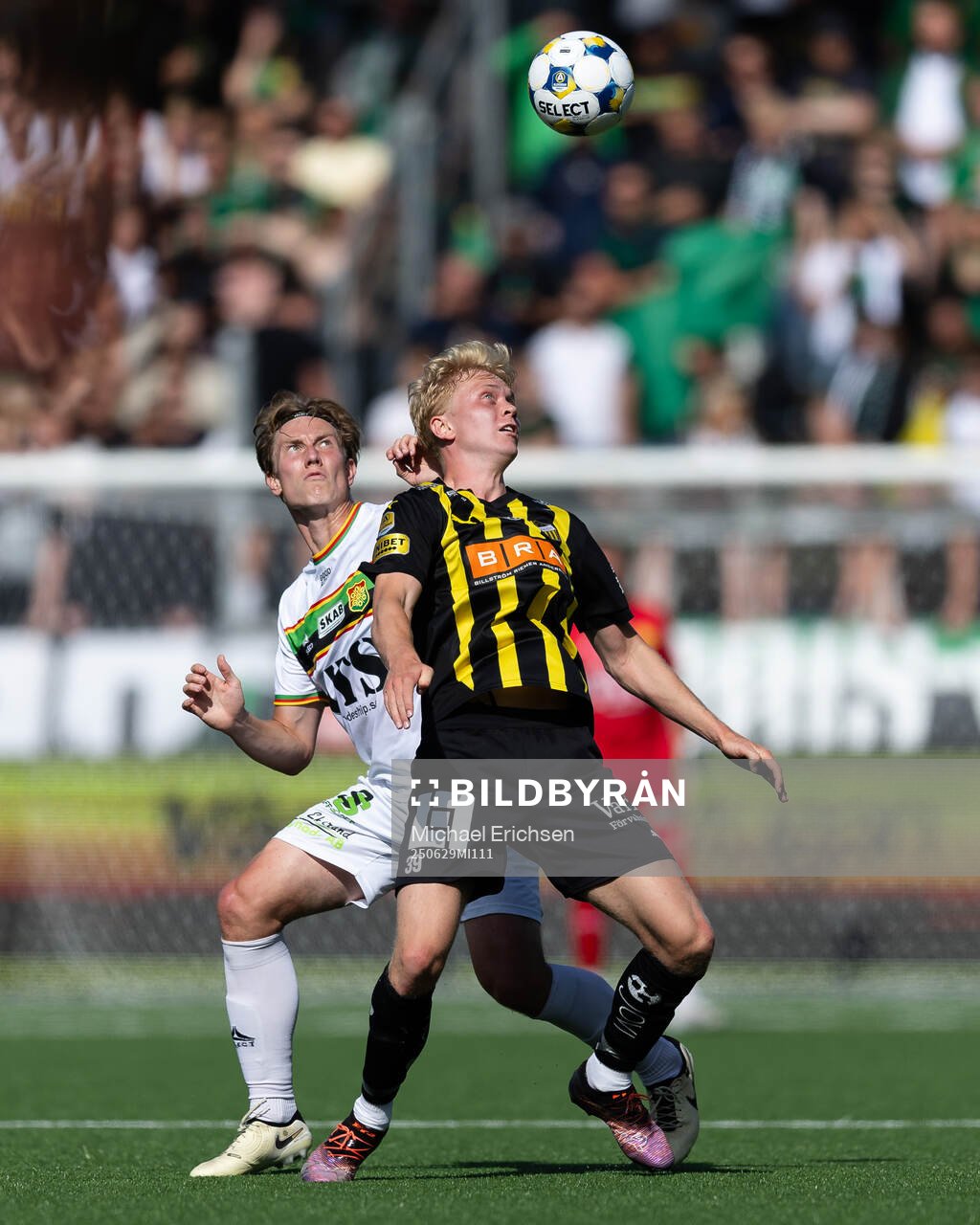GAIS Robin Frej och Häckens Isak Brusberg