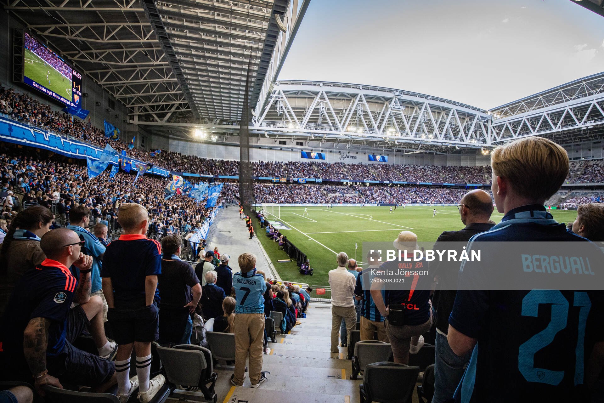 3Arena med Djurgårdens supportrar