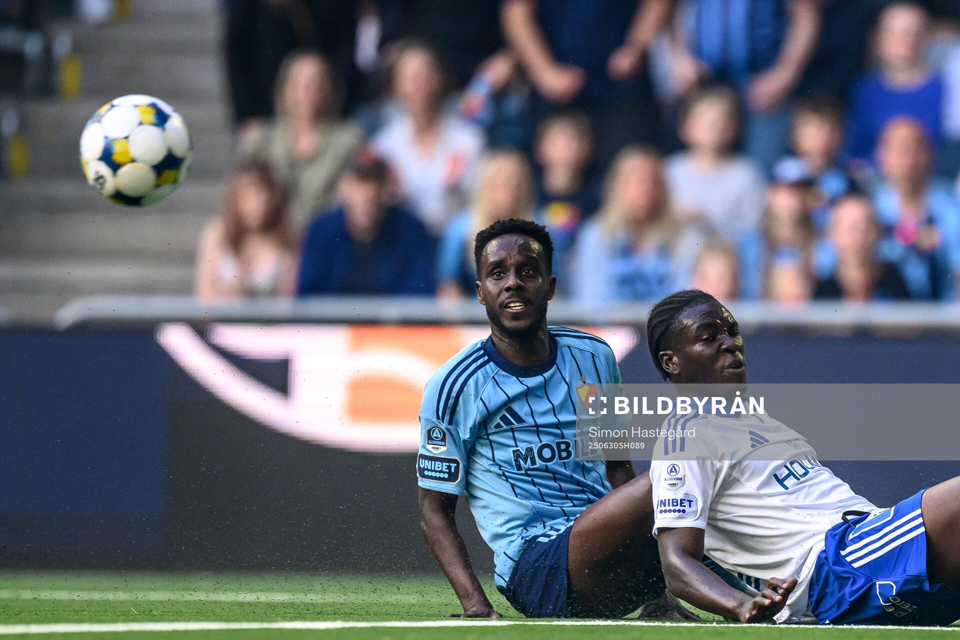 Djurgårdens Tokmac Nguen och IFK Norrköpings Kojo Peprah