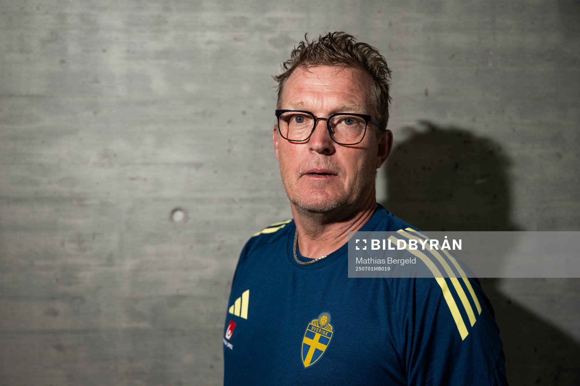 Goalkeeper coach Leif Troedsson of the Swedish women’s