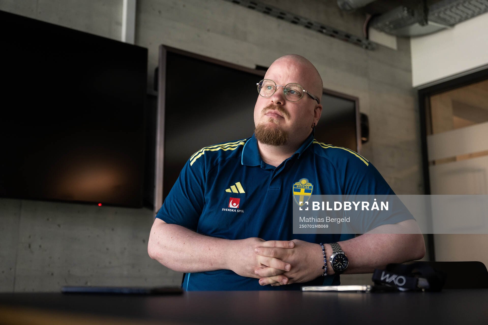 Analyst Anders Eriksson of the Swedish women’s national
