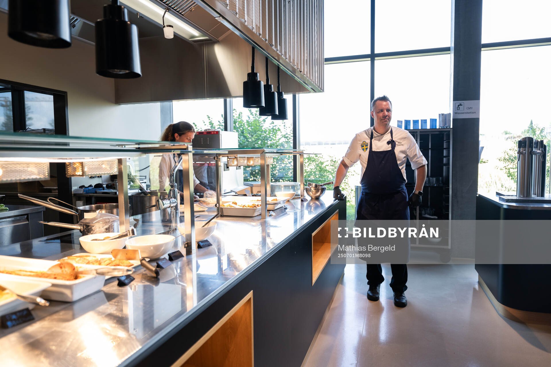Chef Dick Broström in the restaurant at a walk around at