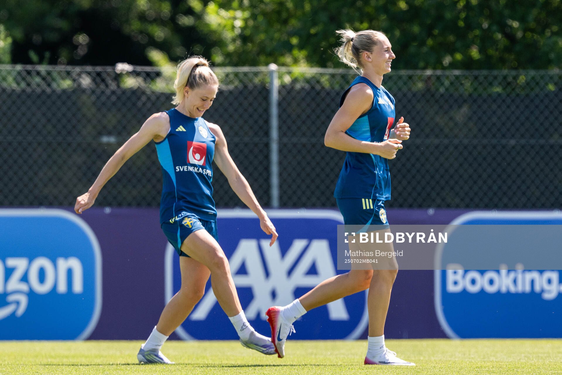 Rebecka Blomqvist and Ellen Wangerheim of the Swedish