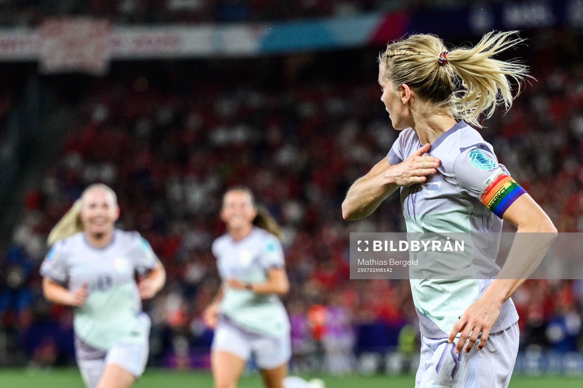 Ada Hegerberg of Norway celebrates scoring 1-1