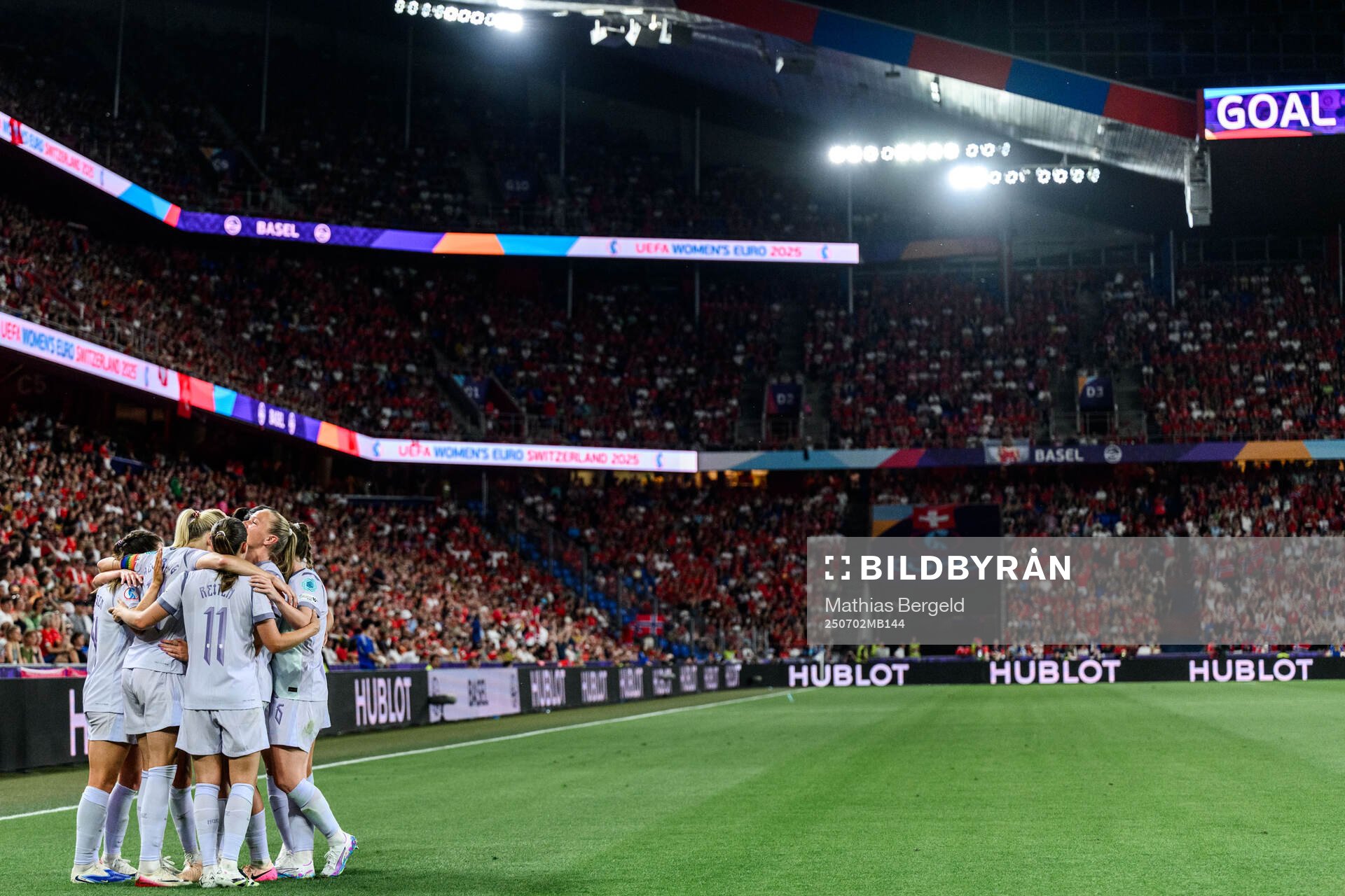 Ada Hegerberg of Norway celebrates scoring 1-1