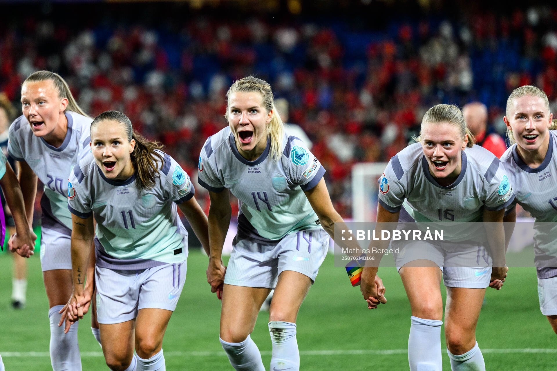 Synne Sofie Kinden Jensen, Guro Reiten, Ada Hegerberg and