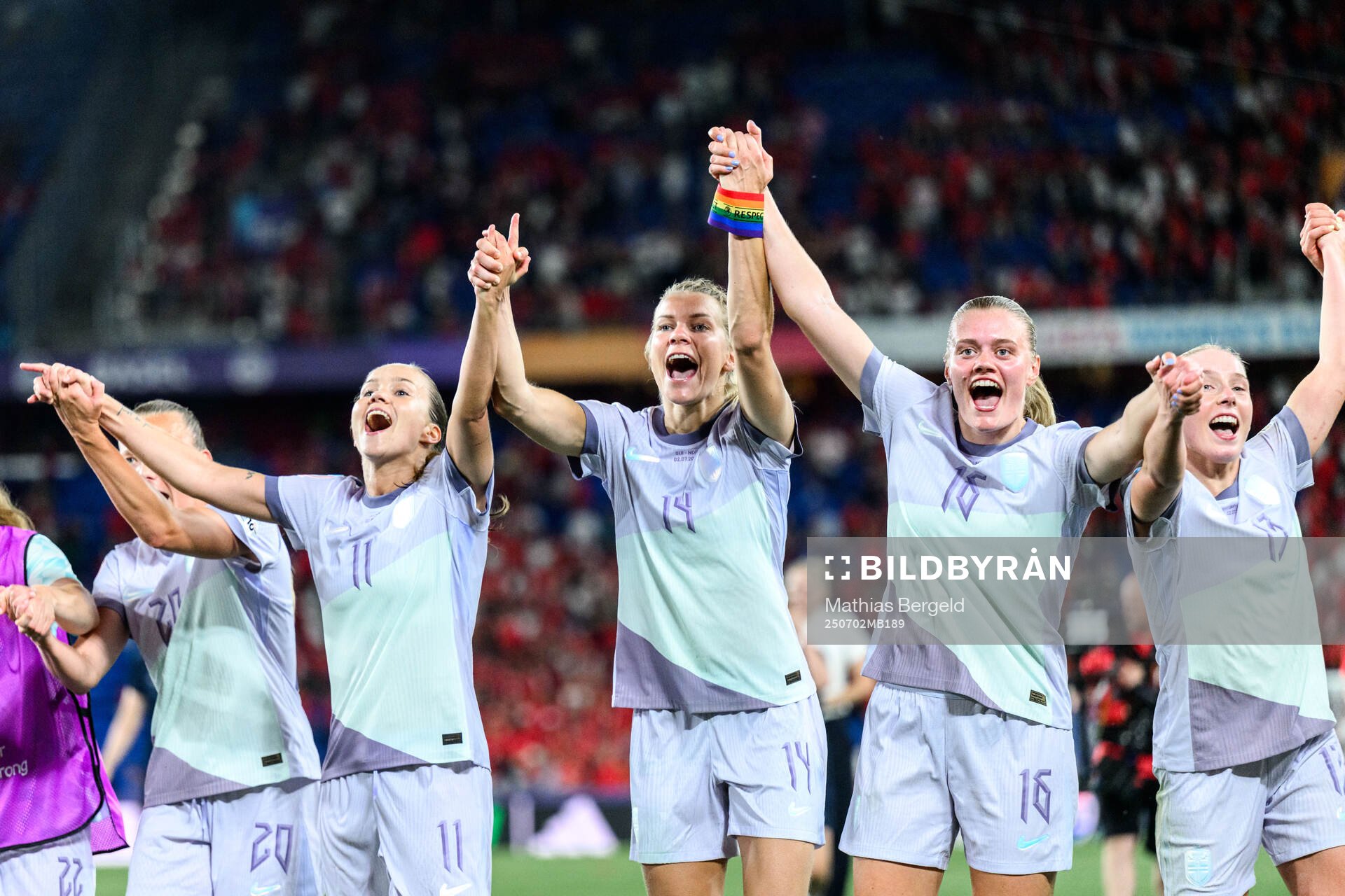 Guro Reiten, Ada Hegerberg, Mathilde Harviken and Thea