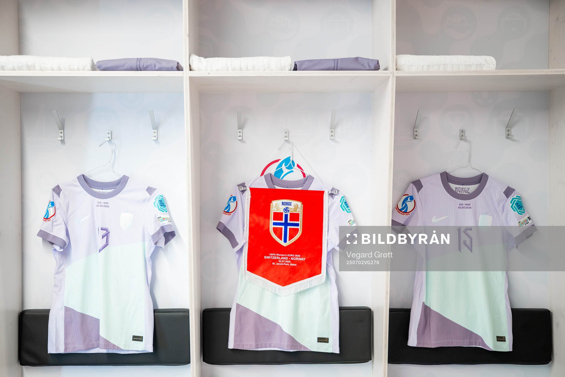 The kits of Thea Bjelde, Ada Hegerberg and Justine Kielland