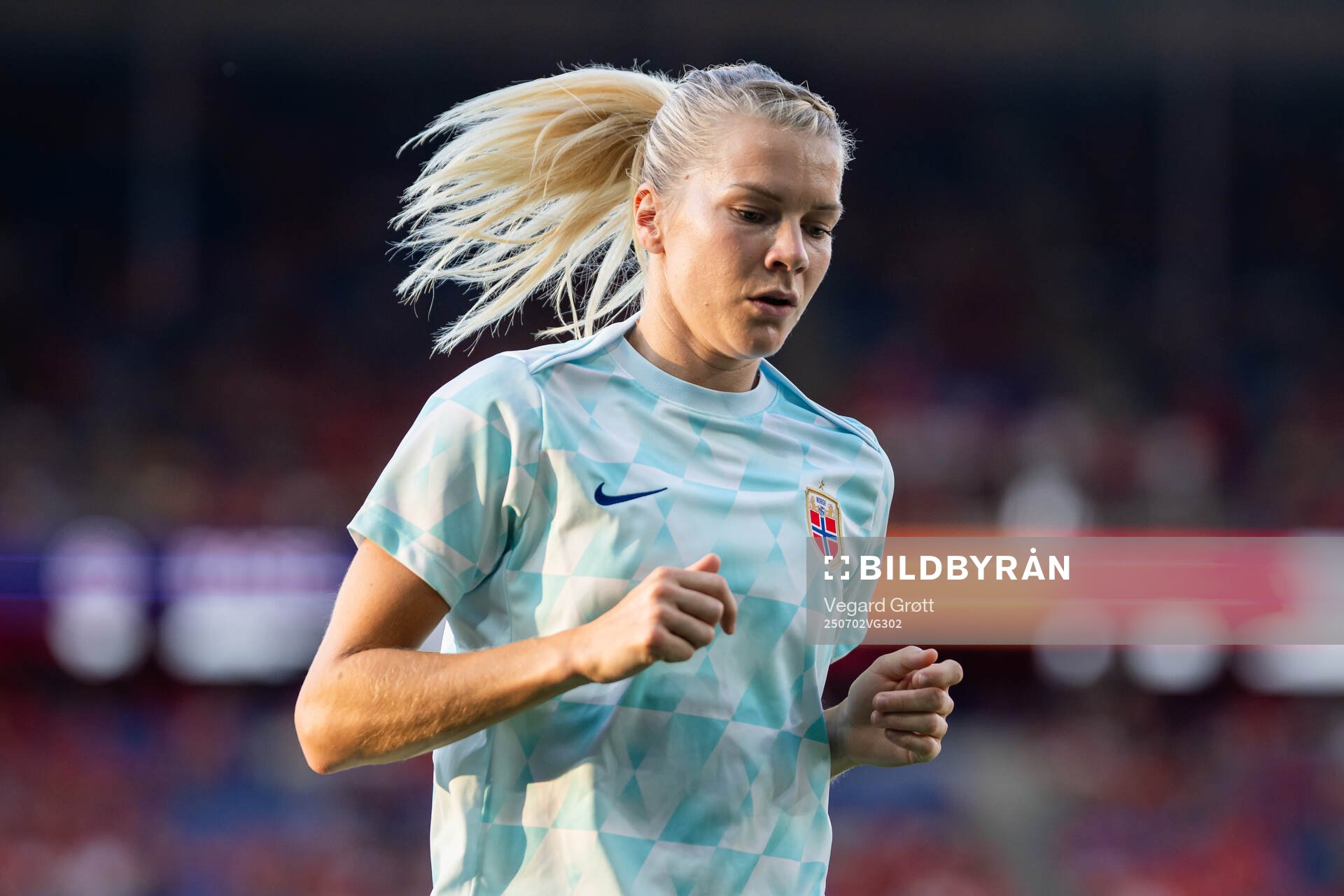 Ada Hegerberg of Norway warms up