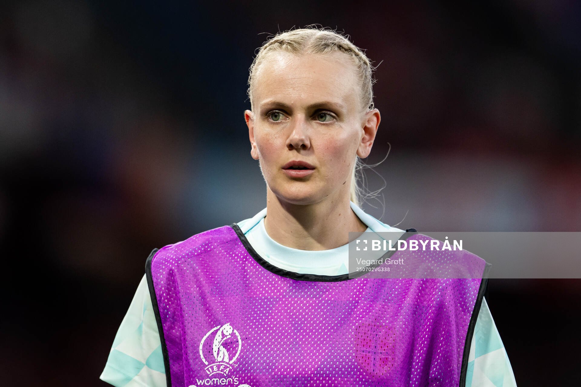 Karina Sævik of Norway warms up
