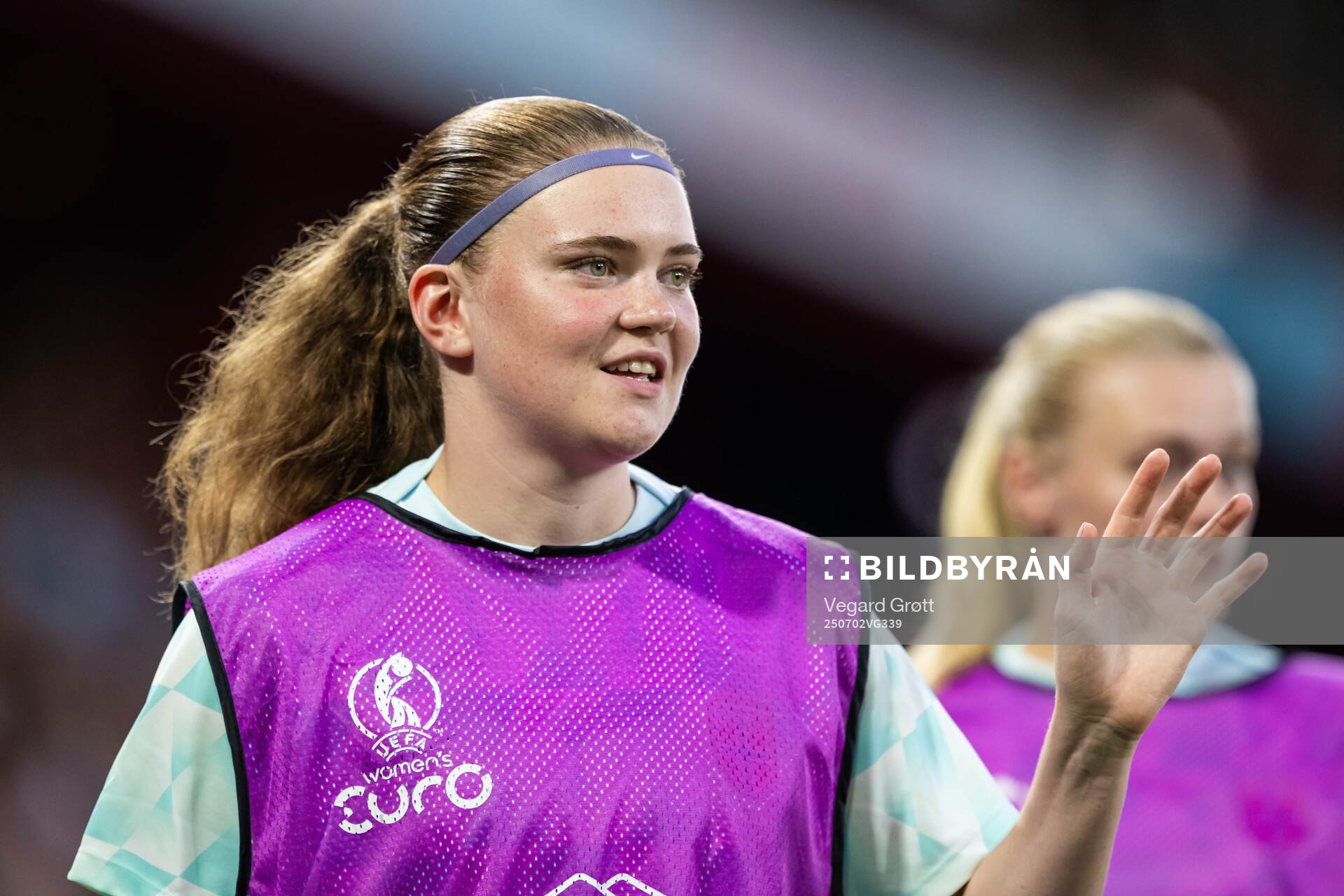 Signe Gaupset of Norway warms up