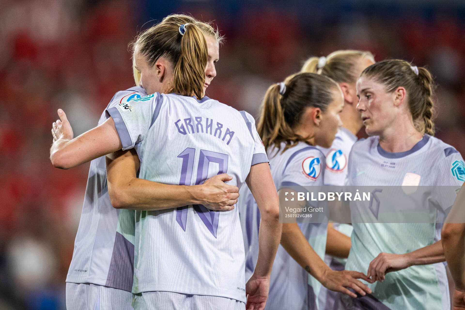 Ada Hegerberg, Caroline Graham Hansen, Maren Mjelde and