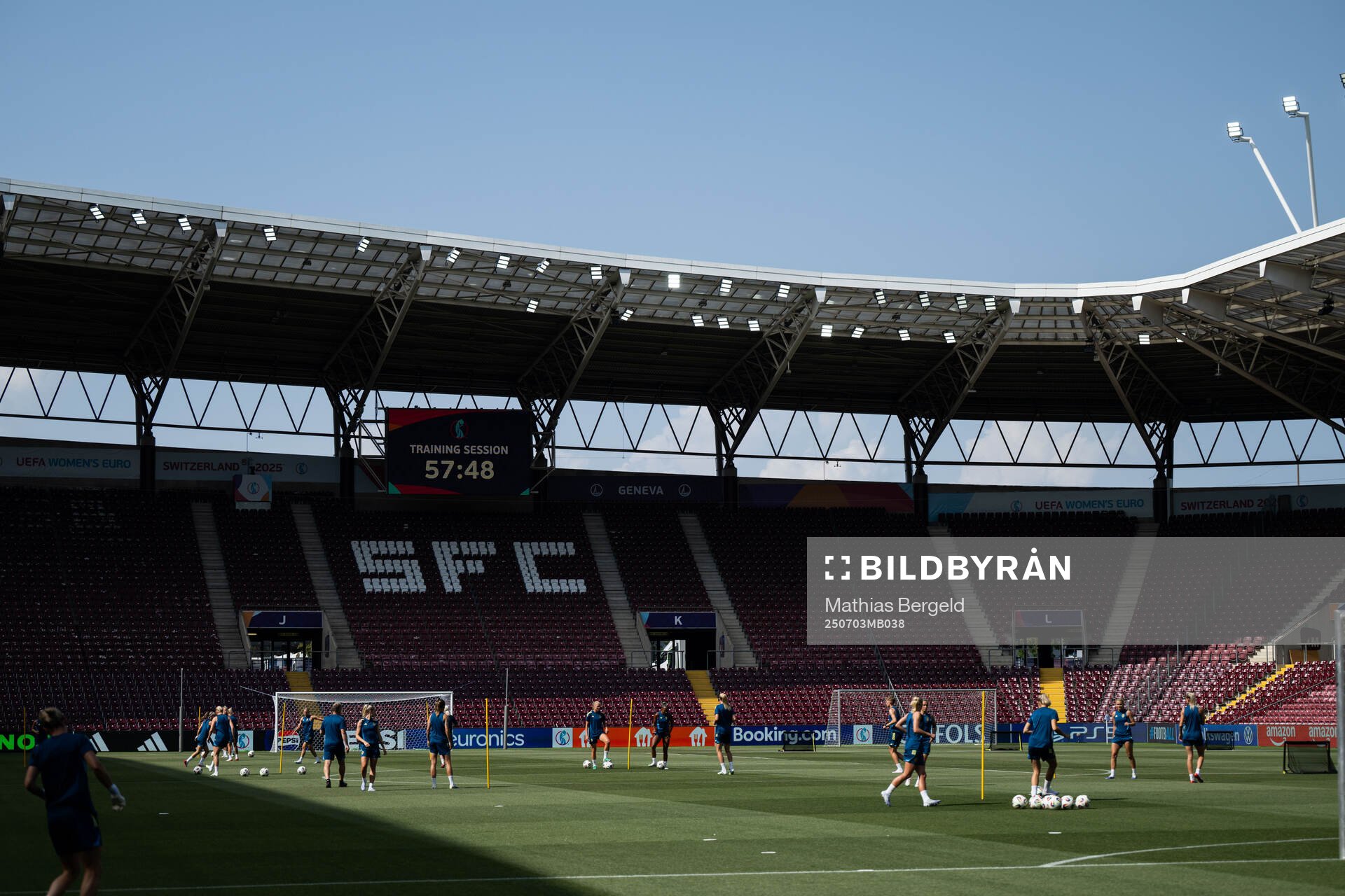 Players of the Swedish women's national football team at a