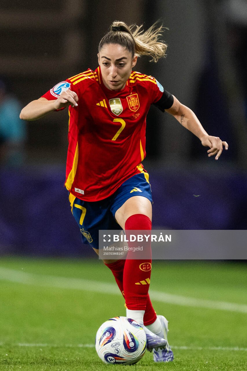 Olga Carmona of Spain