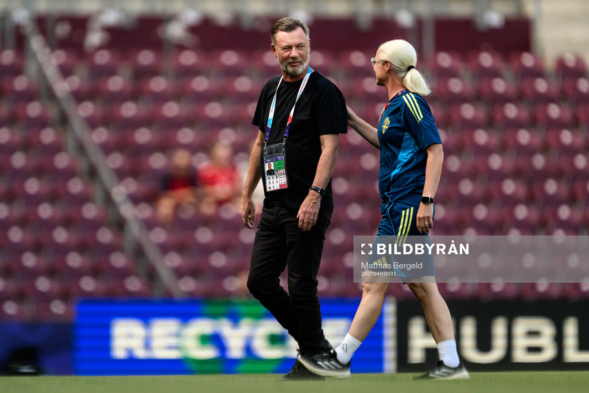 Head coach Peter Gerhardsson and Assistant coach Victoria