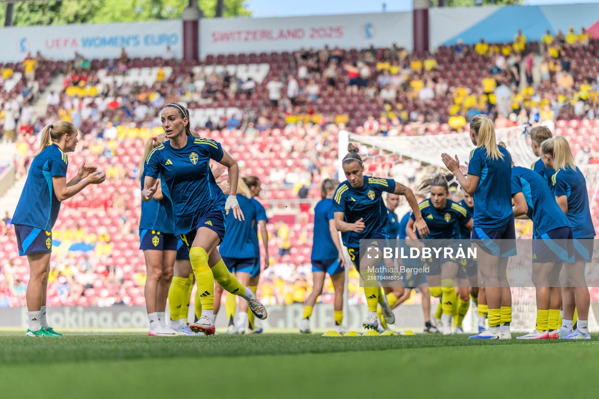 Kosovare Asllani of Sweden