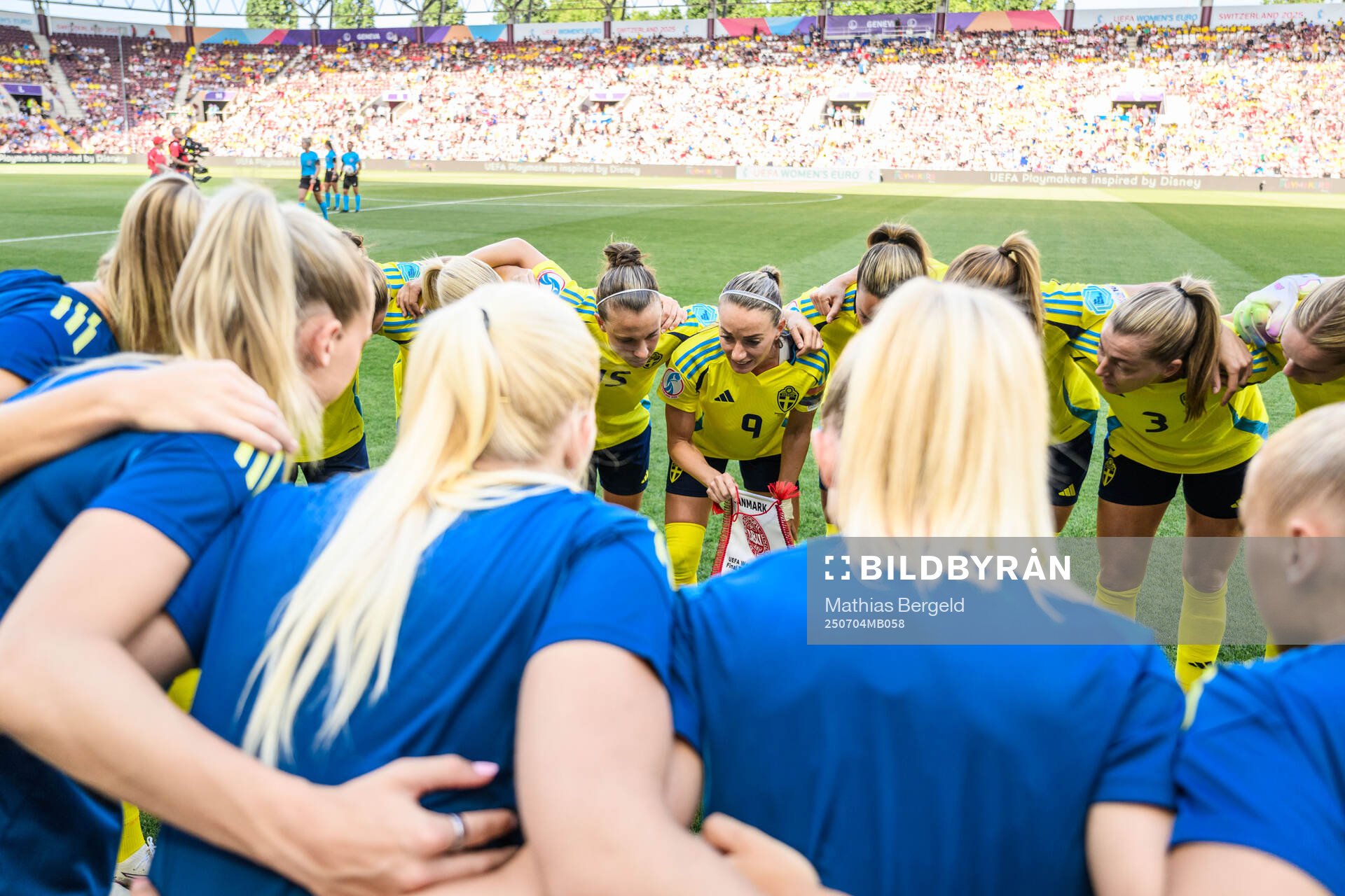 Kosovare Asllani of Sweden