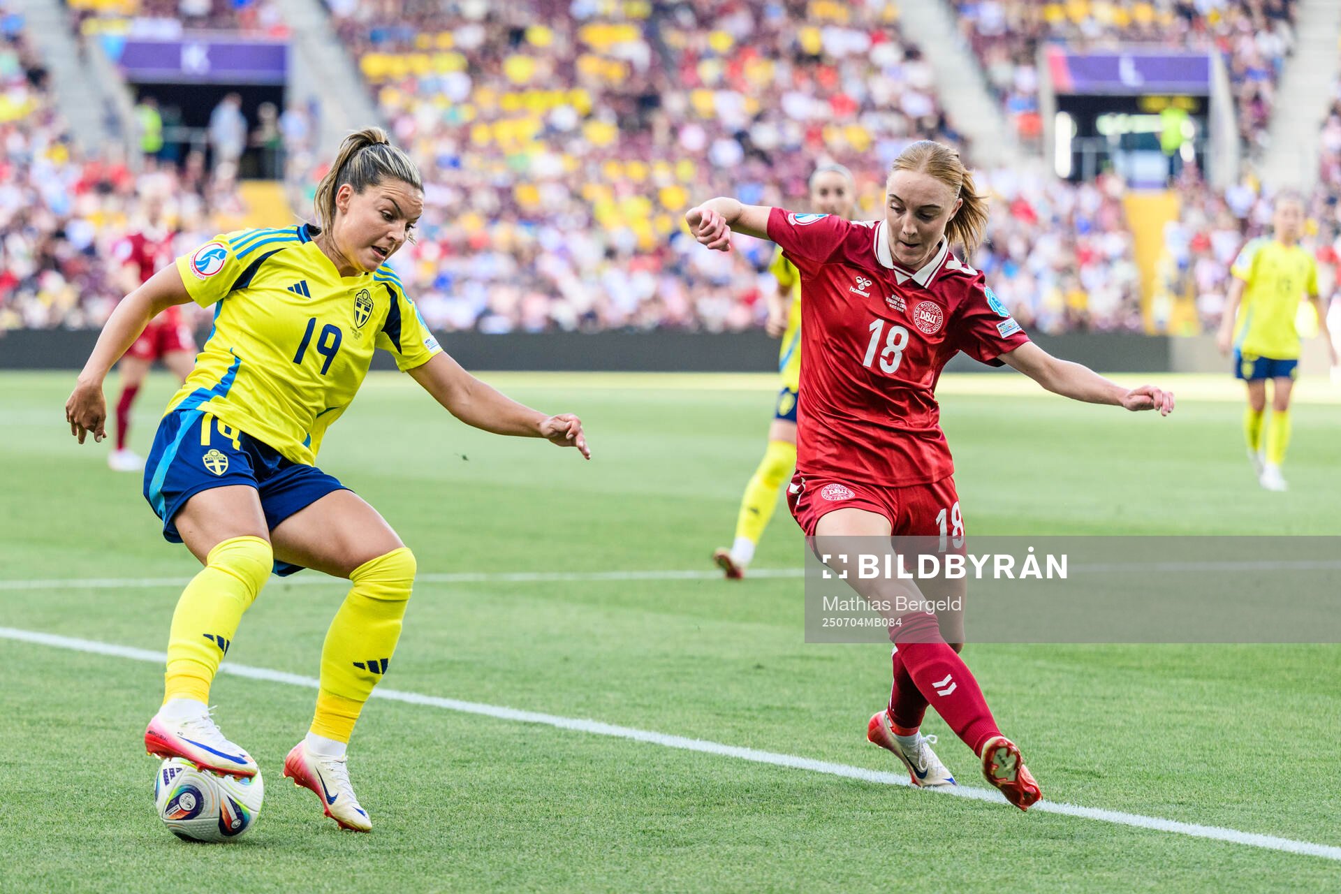 Johanna Rytting Kaneryd of Sweden and Sara Holmgaard of
