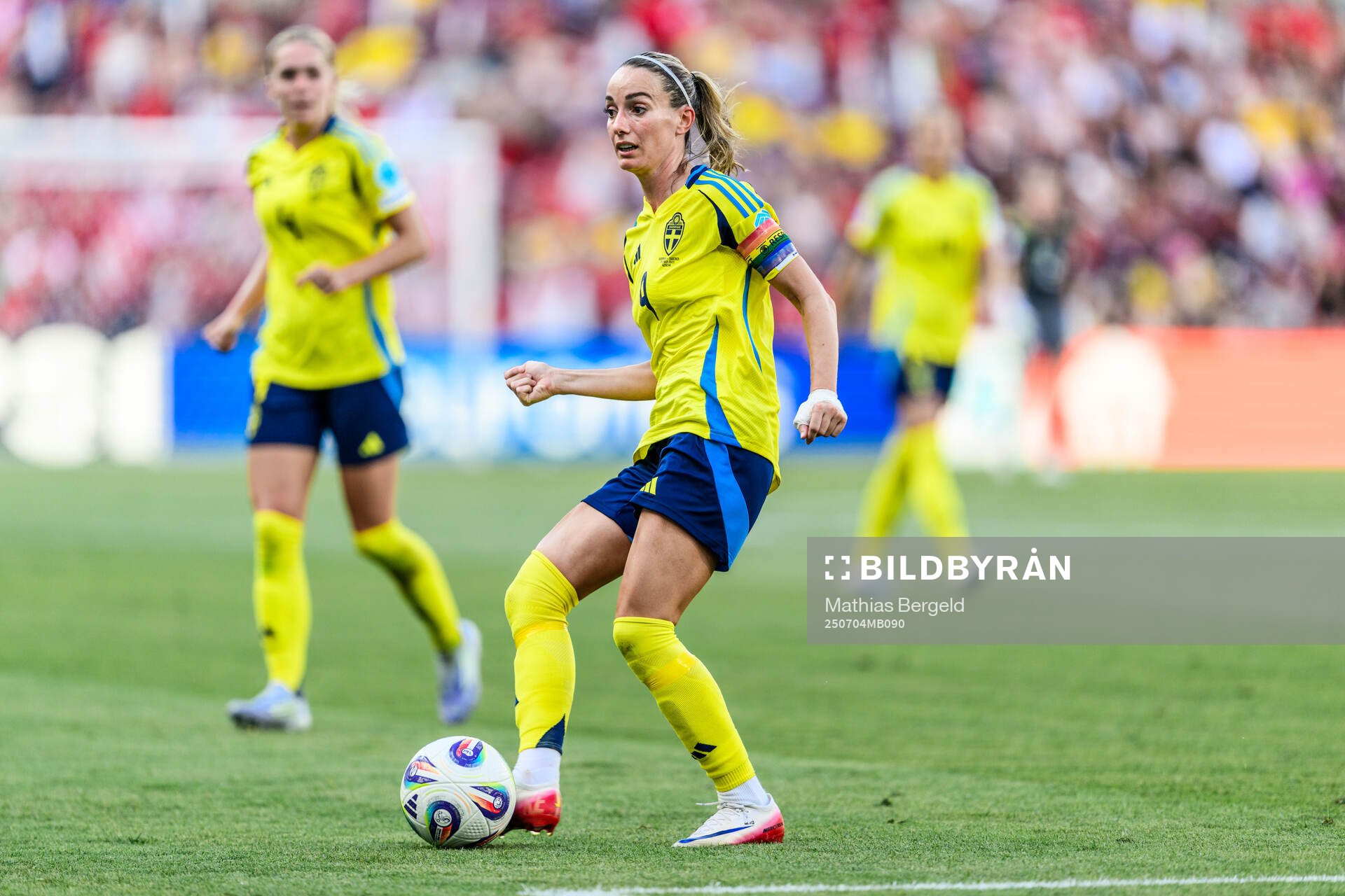 Kosovare Asllani of Sweden