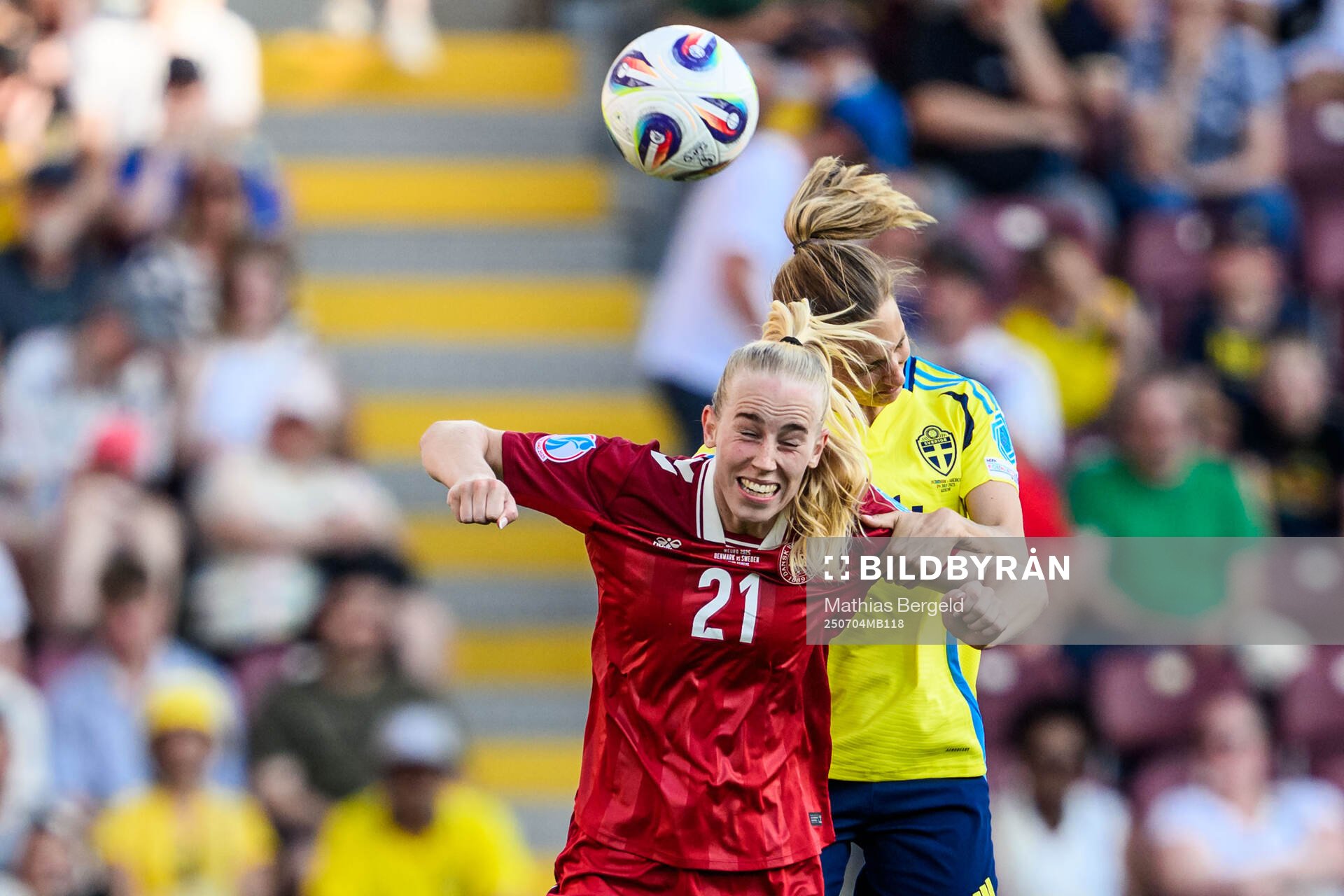 Amalie Vangsgaard of Denmark and Nathalie Björn of Sweden