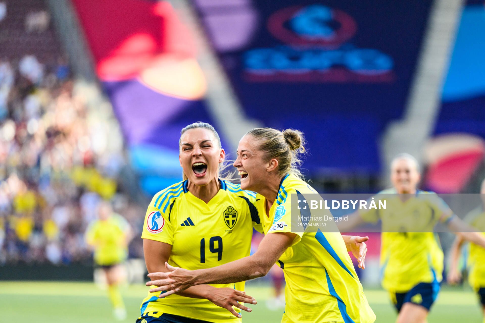 Johanna Rytting Kaneryd and Filippa Angeldahl of Sweden