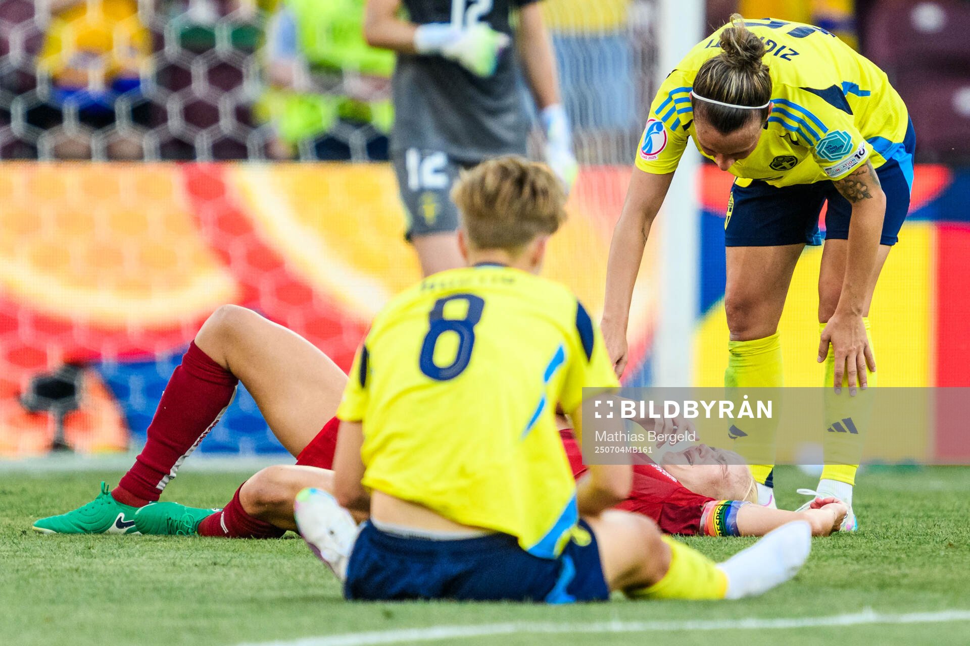 Pernille Harder of Denmark and Julia Zigiotti Olme of Sweden