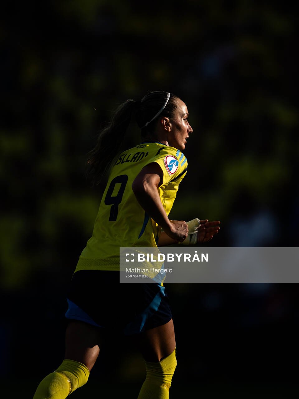 Kosovare Asllani of Sweden