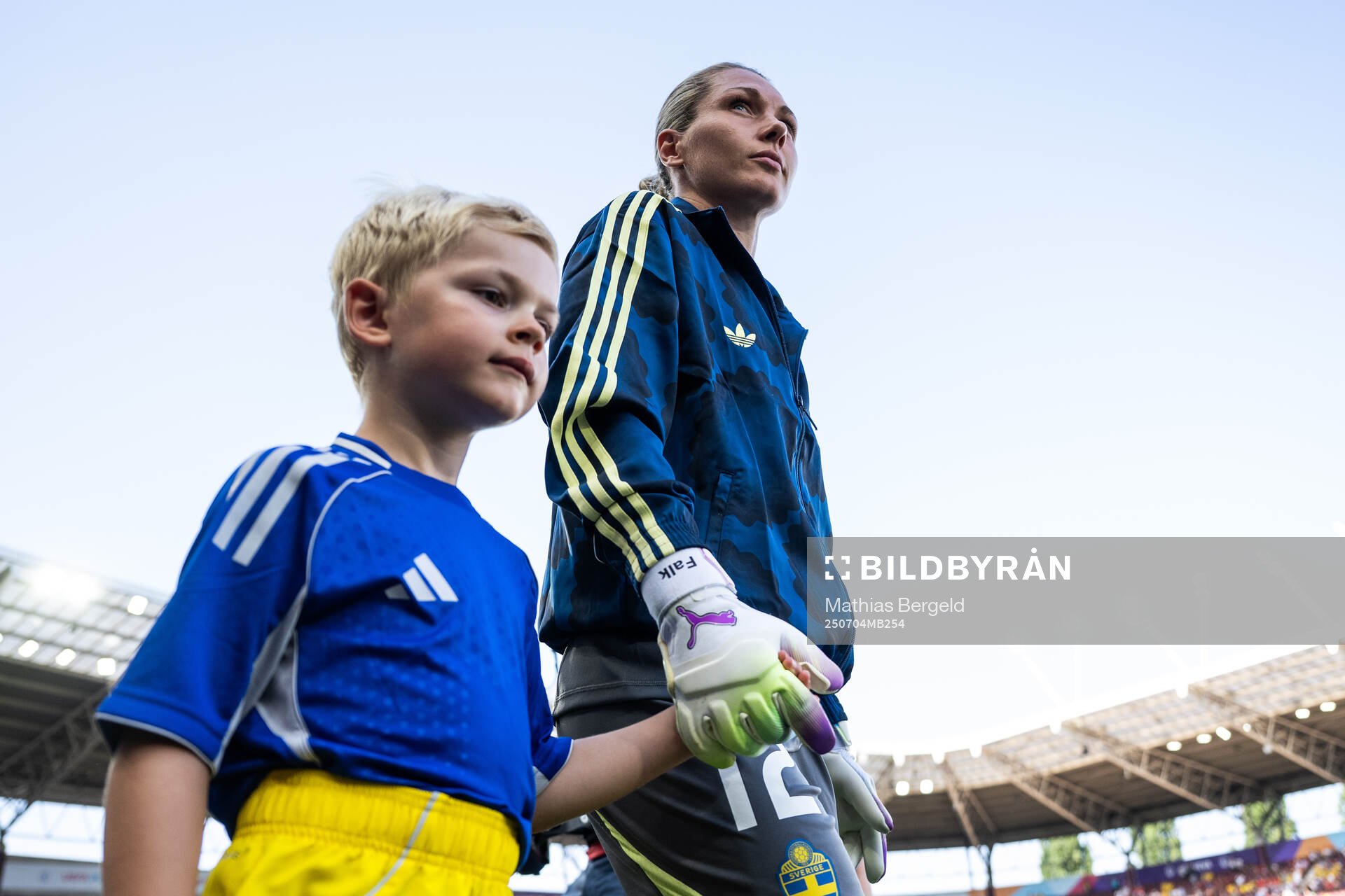 Goalkeeper Jennifer Falk of Sweden enters the pitch